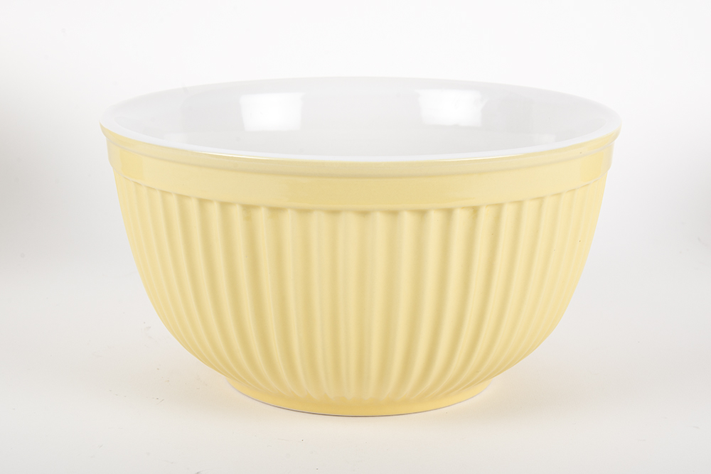 Crate & Barrel Nesting Bowls