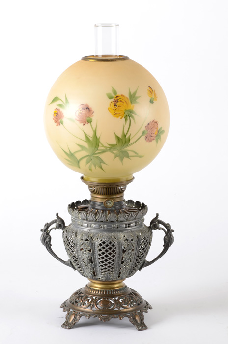 Rayo Hand-Painted Globe Oil Lamp