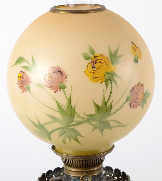 Rayo Hand-Painted Globe Oil Lamp
