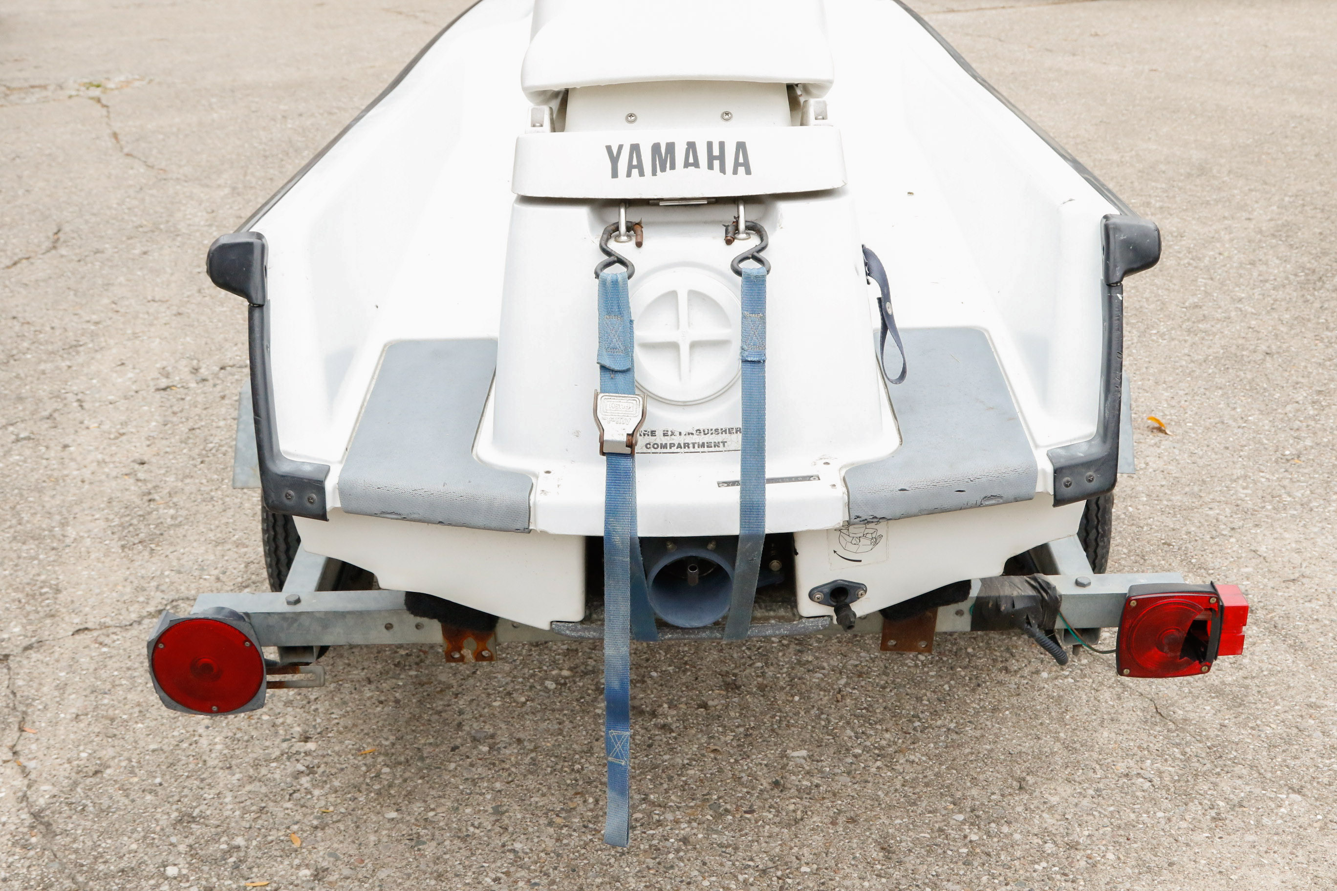 Yamaha Wave Runner with 10' Trailer