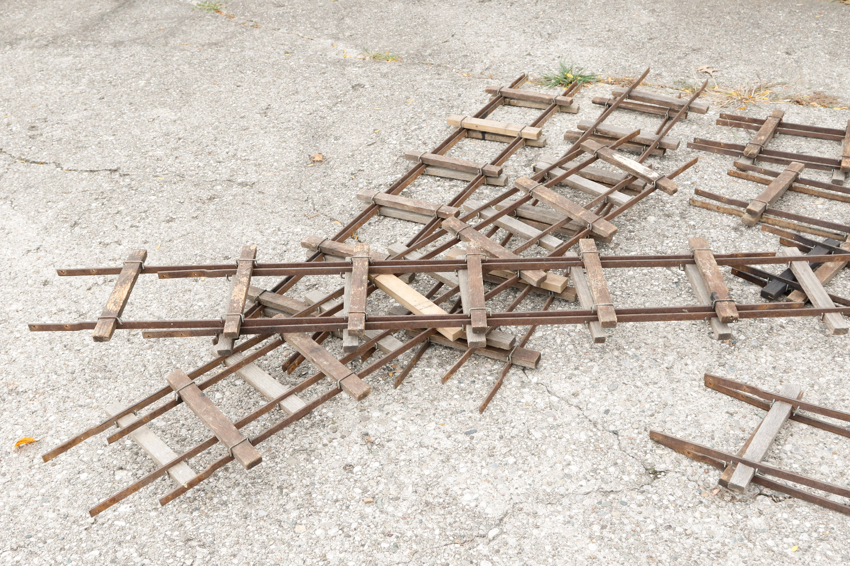 Doepke Yardbird Train and Tracks