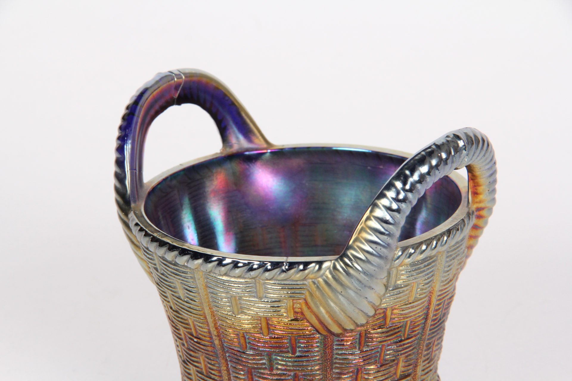 Northwood Iridescent Bushell Basket