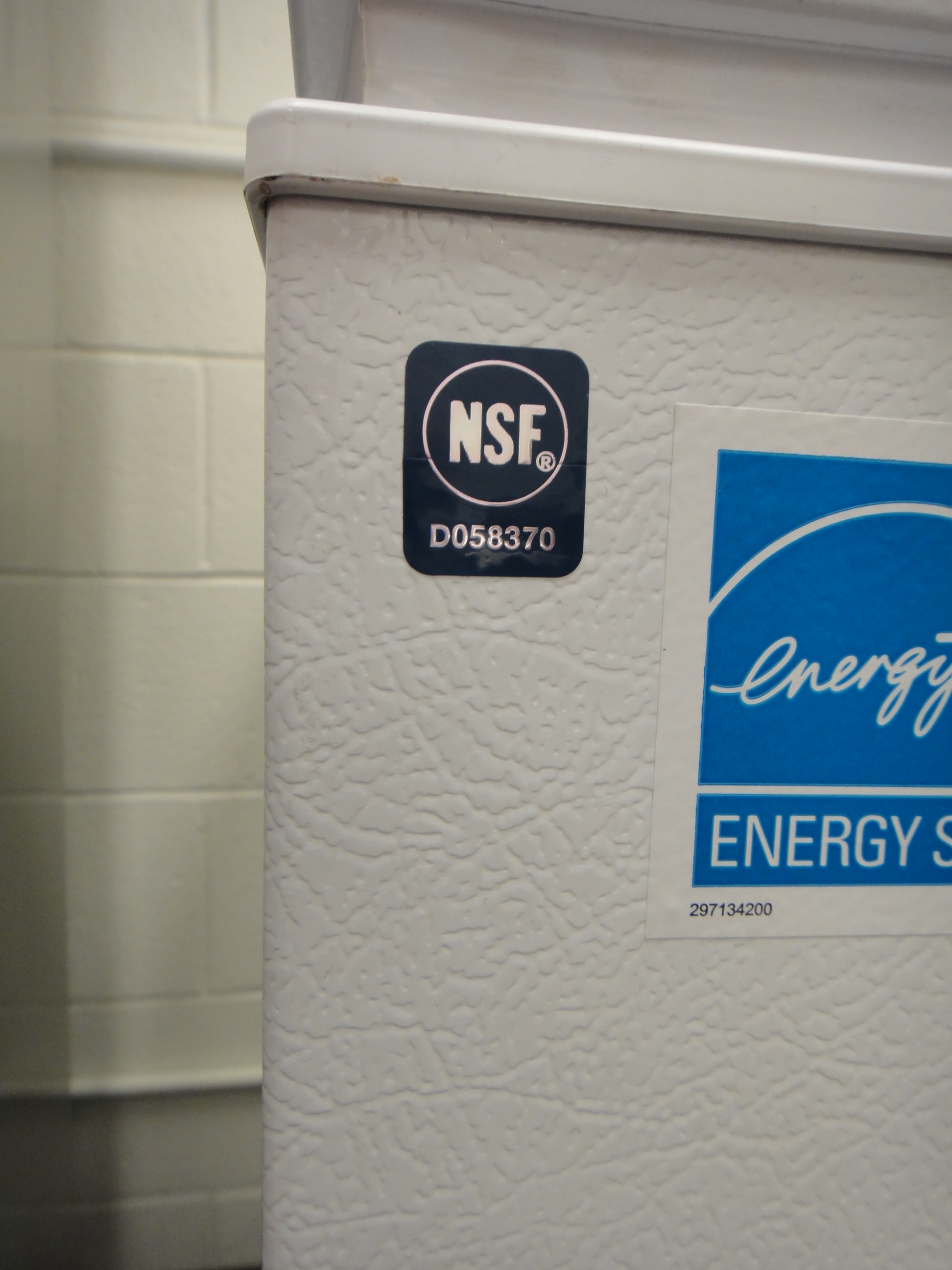 Kelvinator Commercial Chest Freezer Model No. KCS200GW