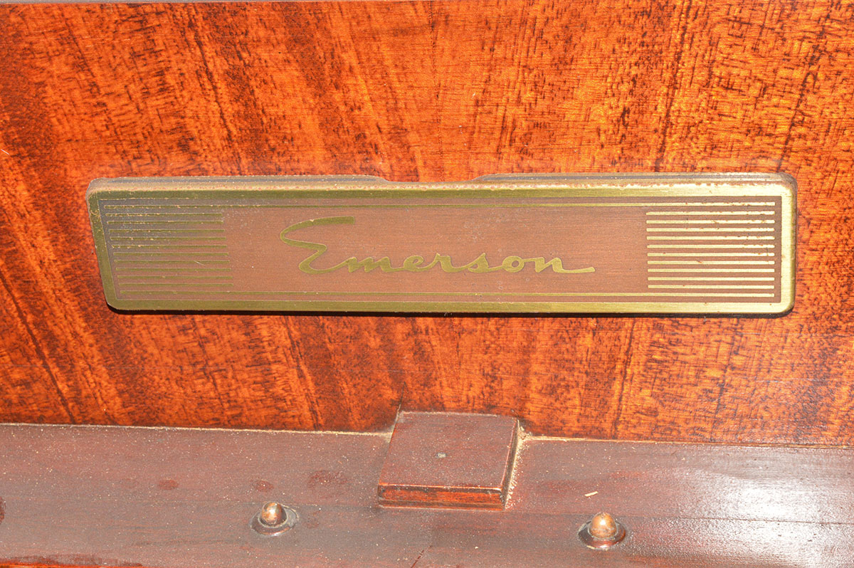 Vintage Emerson TV Frame with Screen