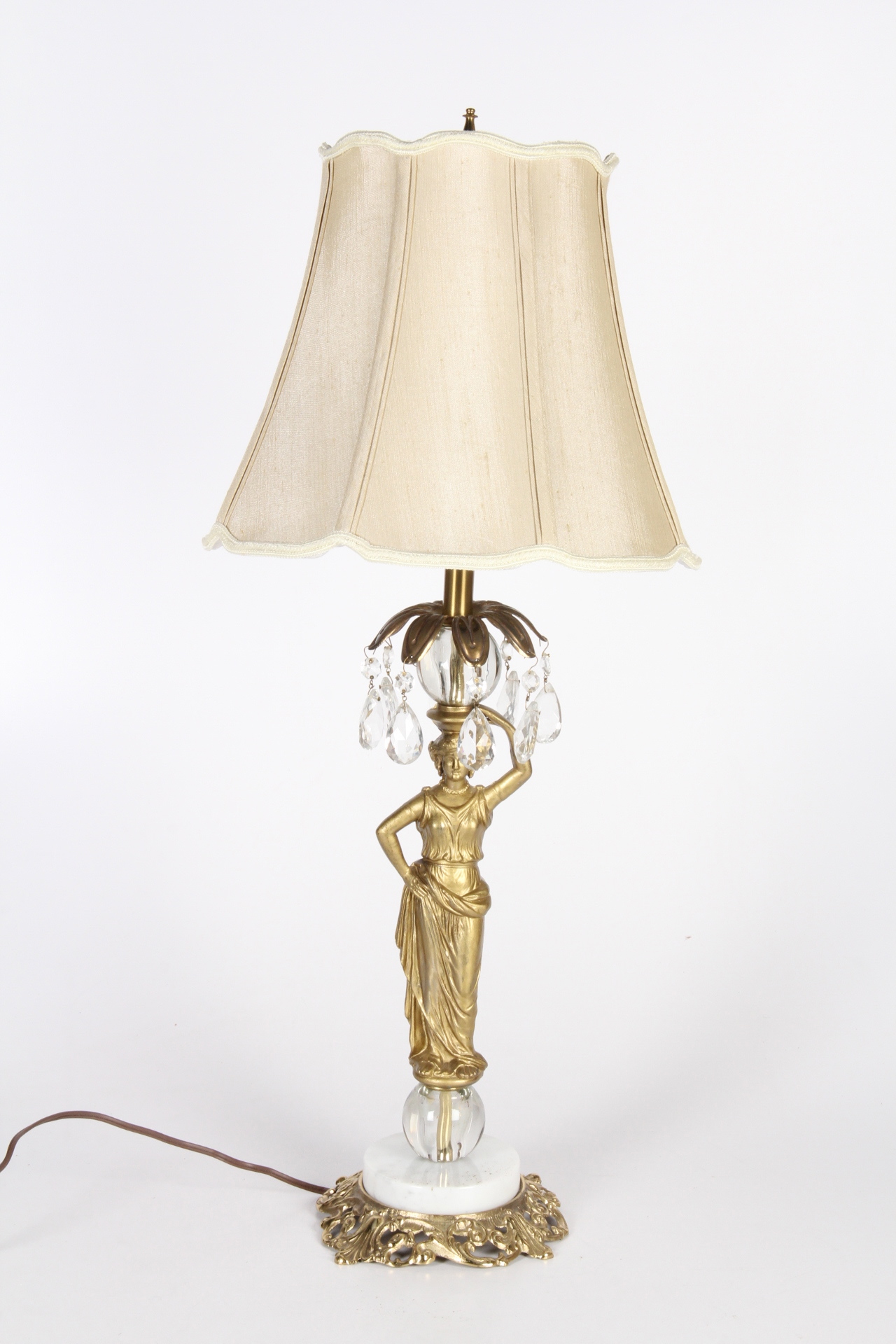 Tyndale Figurine Lamp