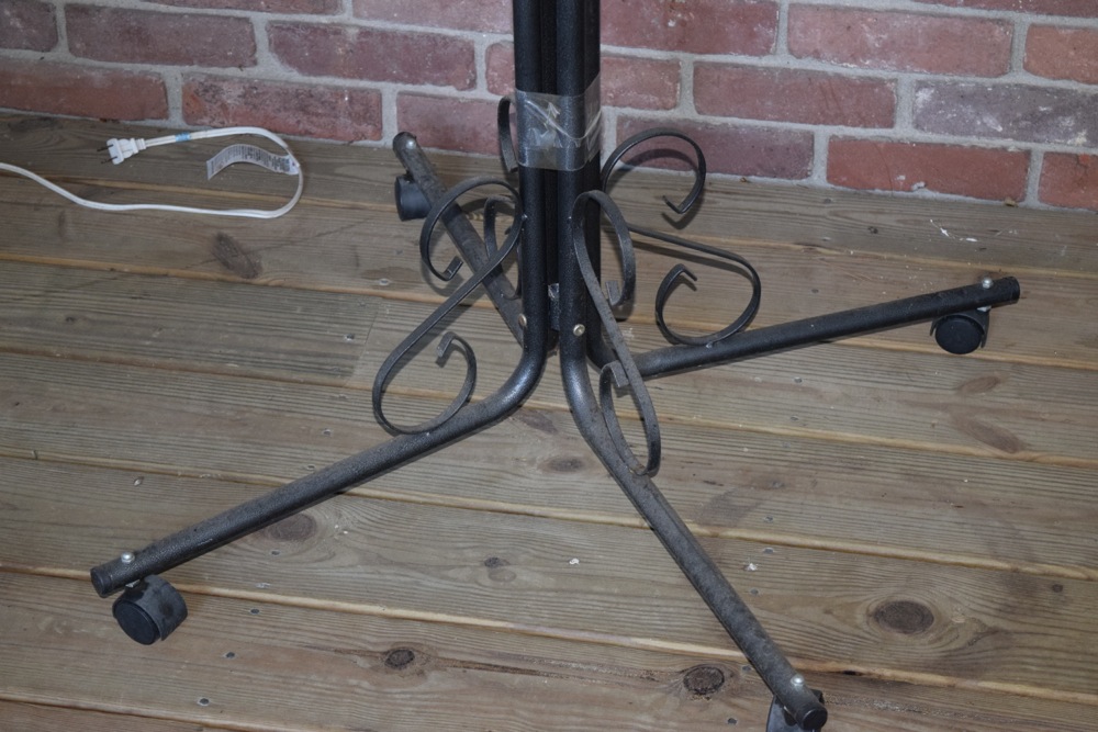 Metal Bird Perch on Wheels