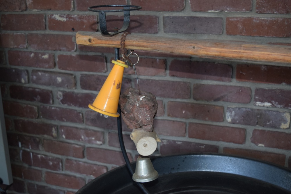 Metal Bird Perch on Wheels