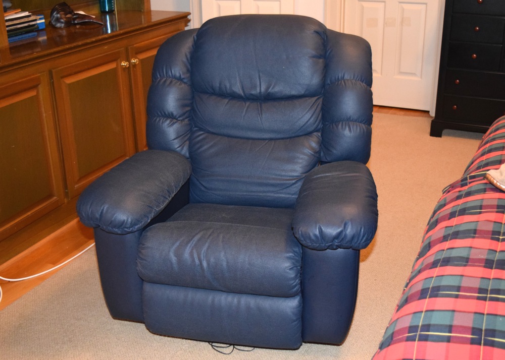 Friends recliner chair outlet
