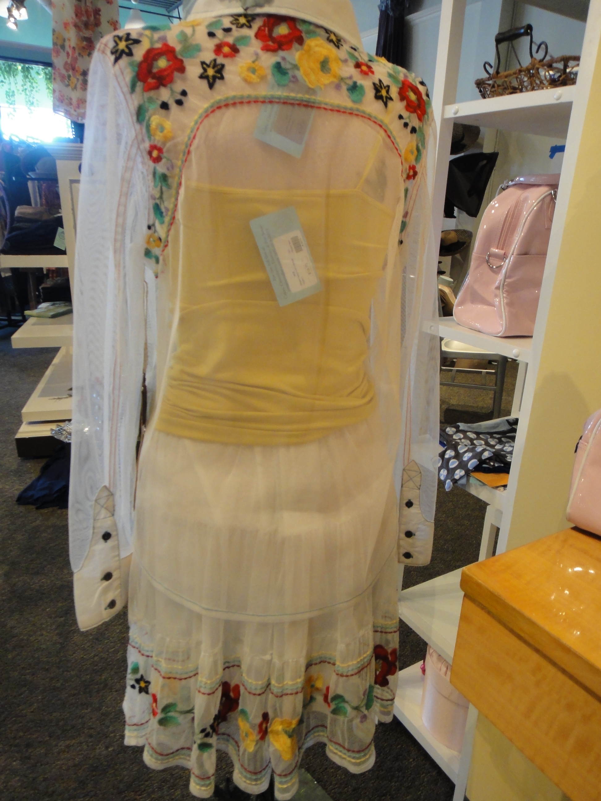 New Double D Ranchwear Carleen Embroidered Outfit Size M