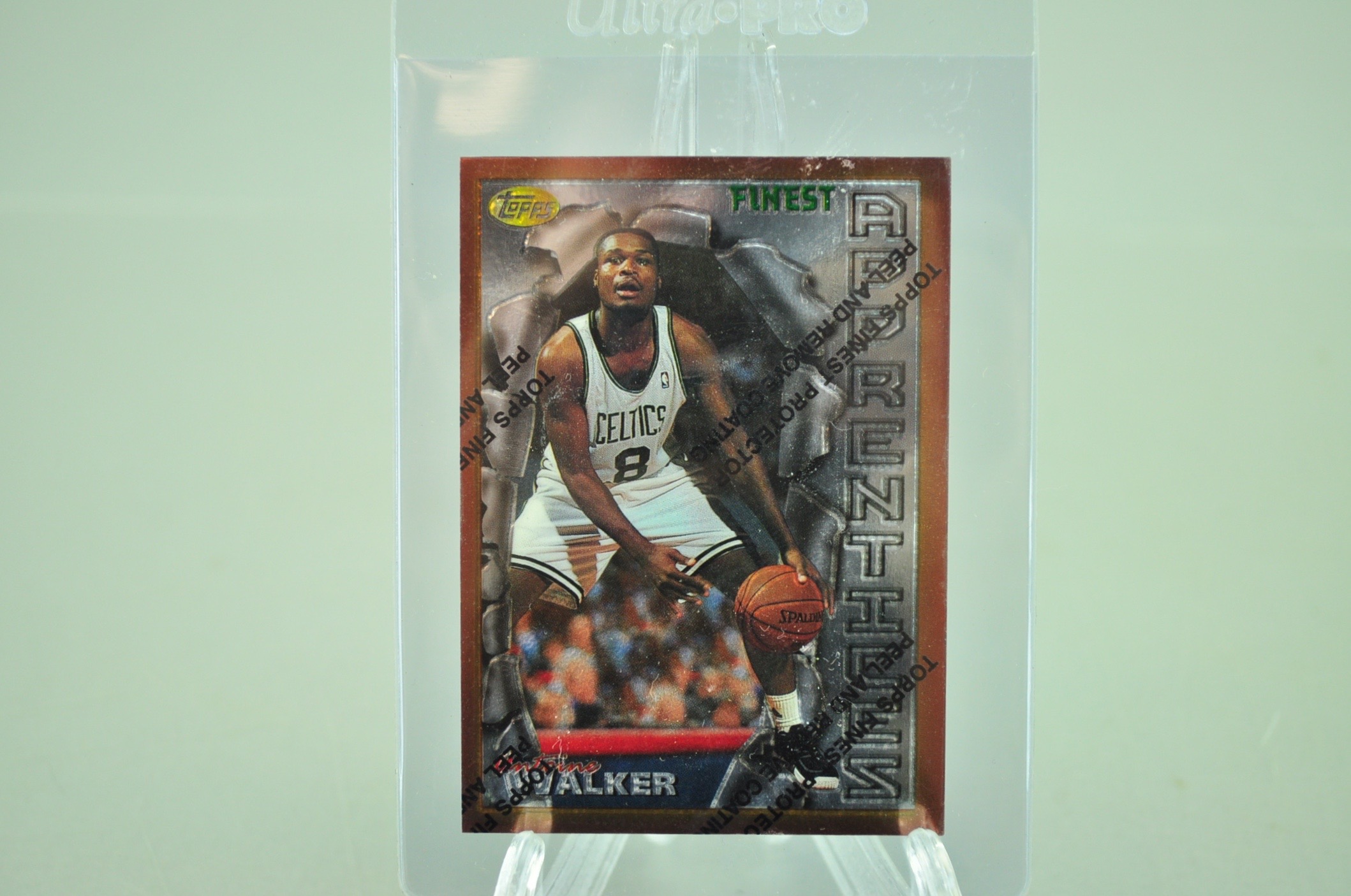 Kobe Bryant and Antoine Walker 1996-97 Rookie Basketball Cards