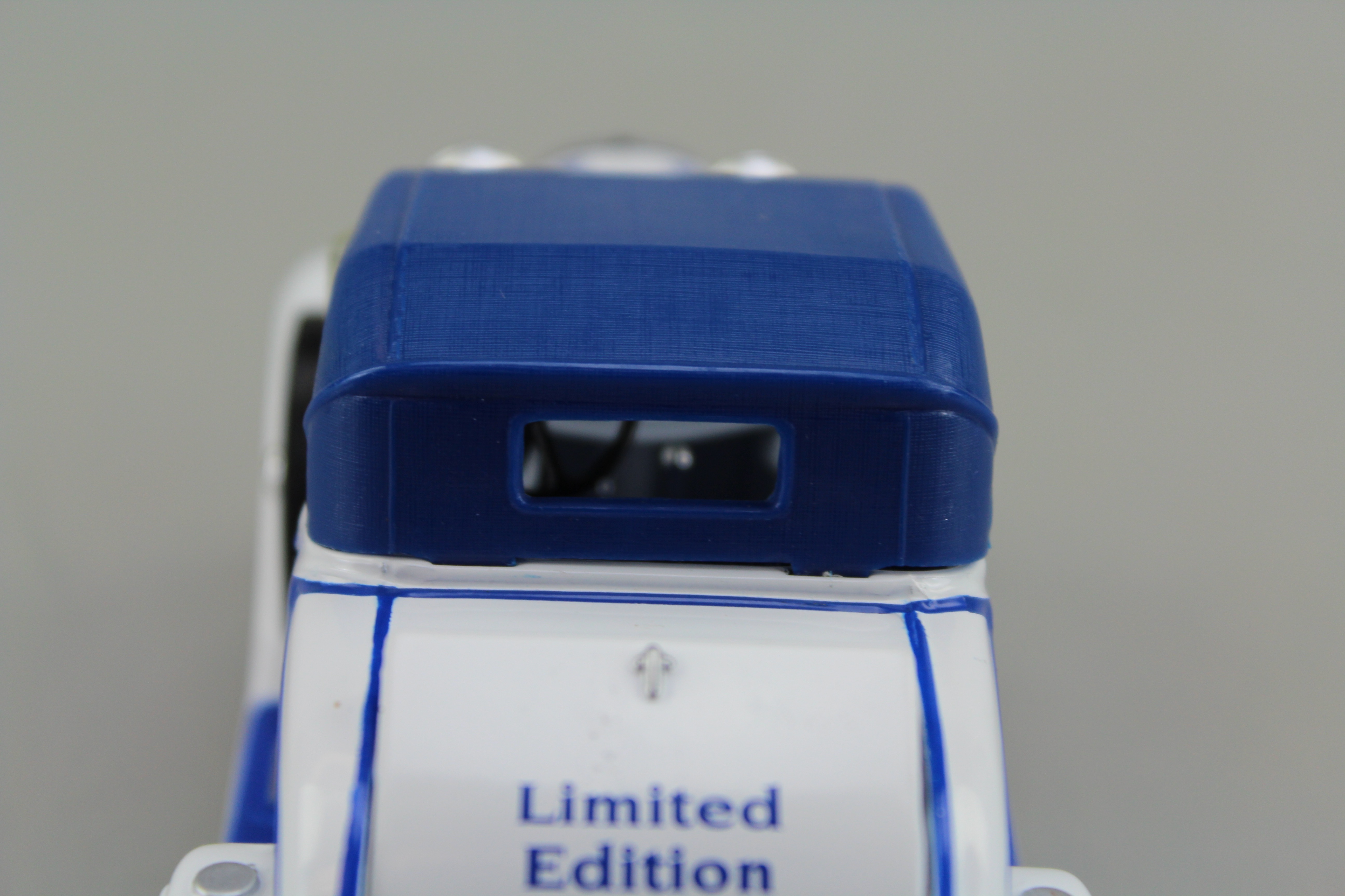 Ertl Collectibles 1930 Ford Roadster