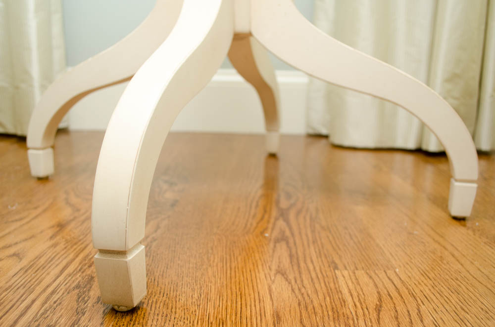 Ethan Allen Leah Side Table