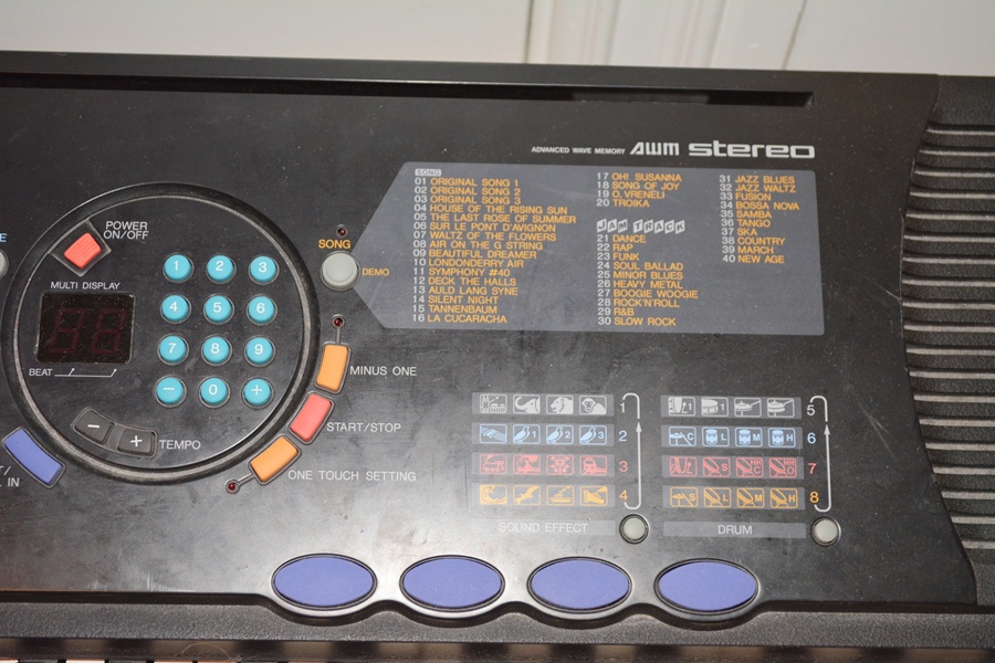 Yamaha Keyboard PSR-180 and First Act Discovery Student Guitar