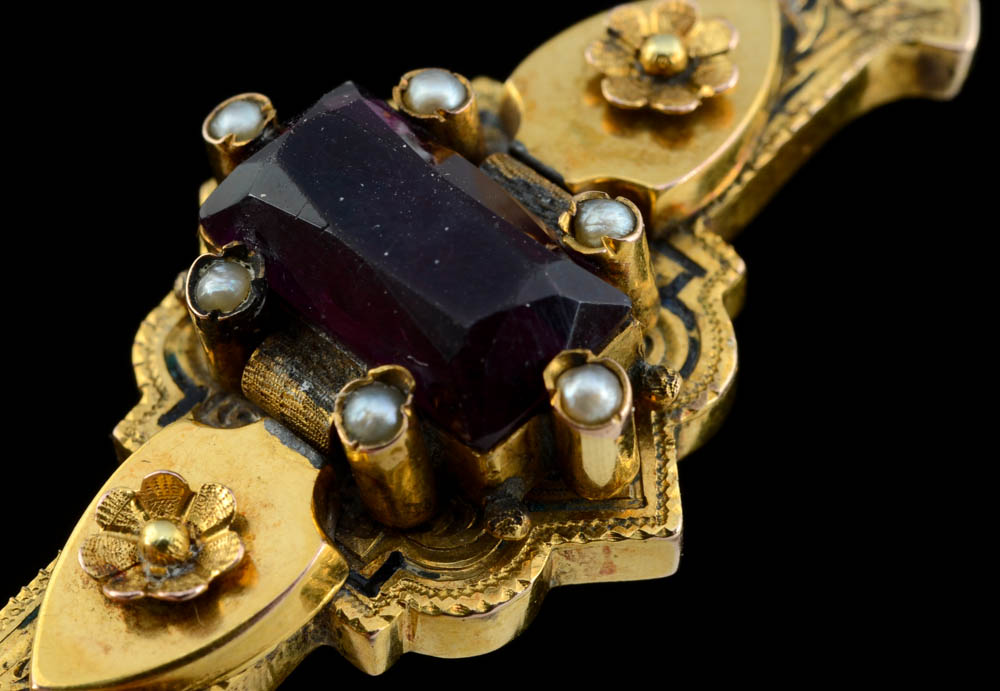 Victorian 10K Gold Filled Etruscan Revival Brooch