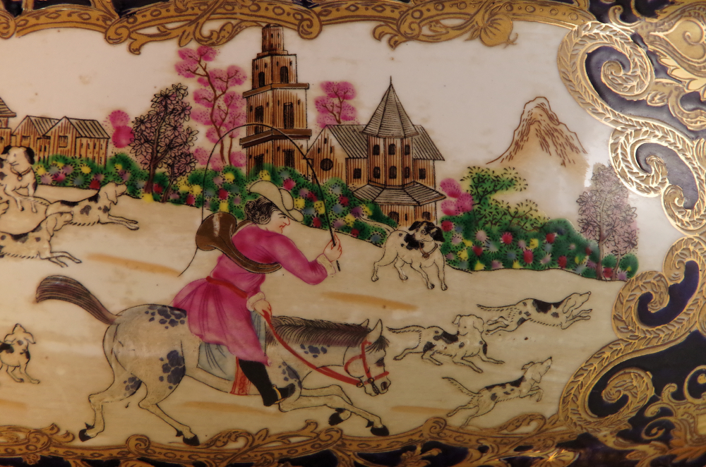 Chinese Hand Painted Porcelain Foot Bath with Hunt Scene