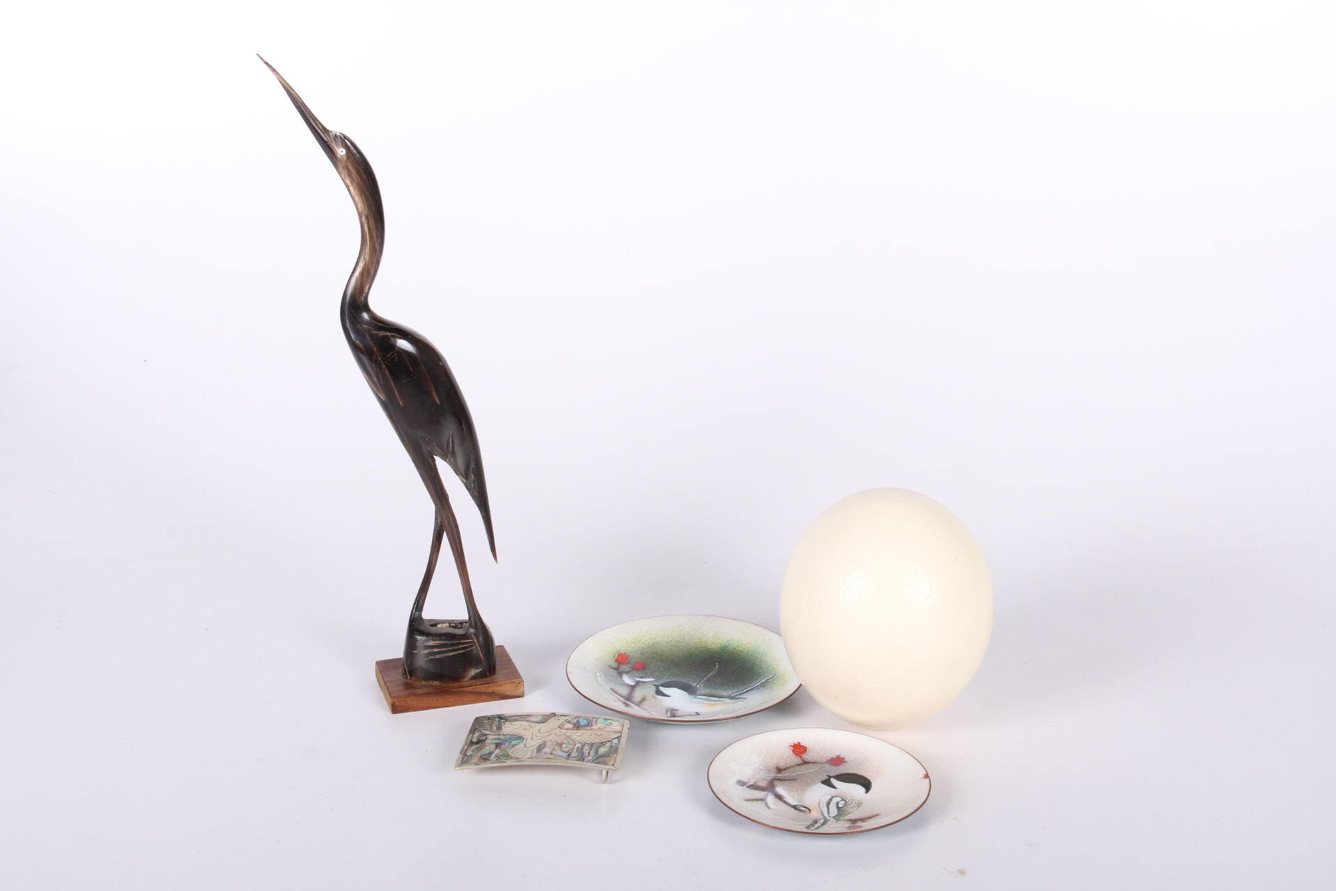 Avian Decor and Accessories