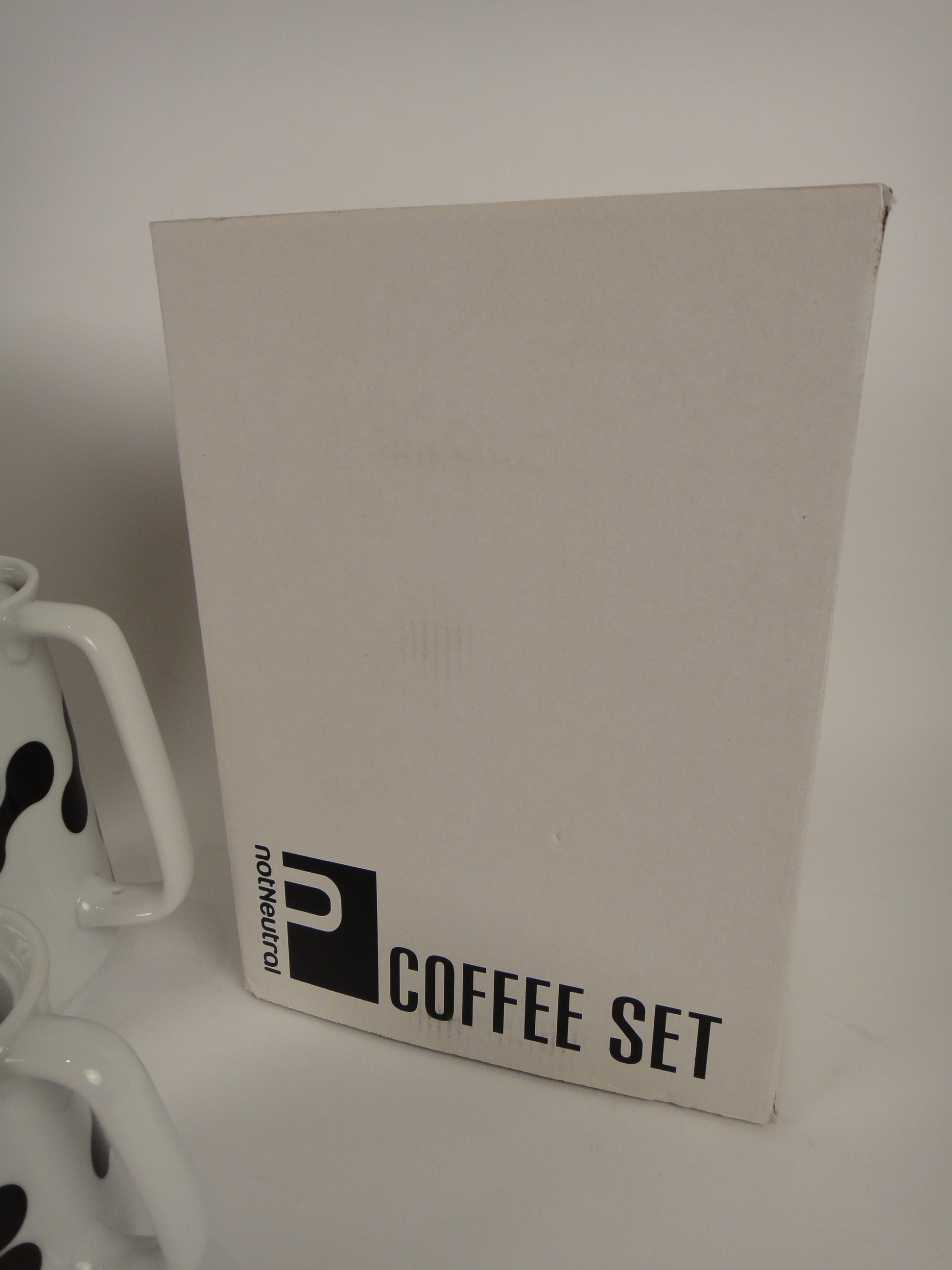 NotNeutral Porcelain Coffee Set