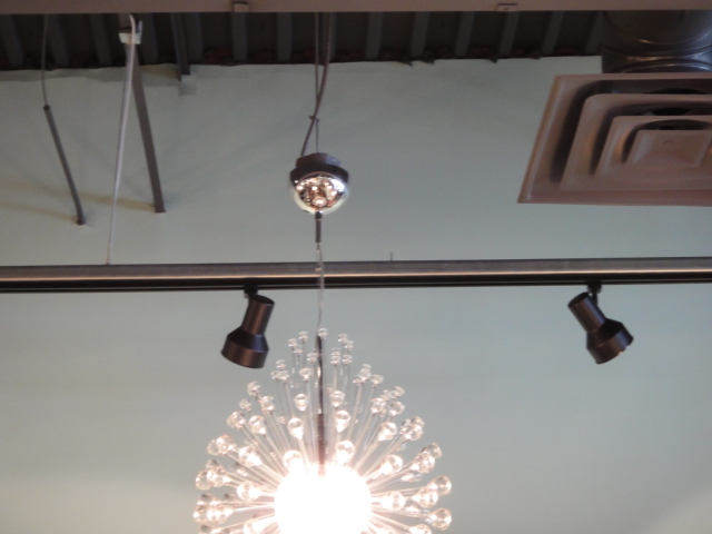 11 Bars of Track Lighting