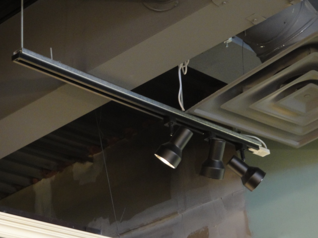 11 Bars of Track Lighting