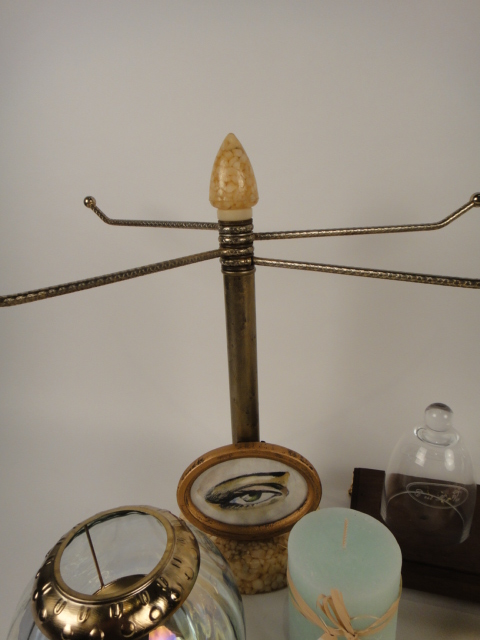 Tozai leaf dish, Sassafras leaf dish and More