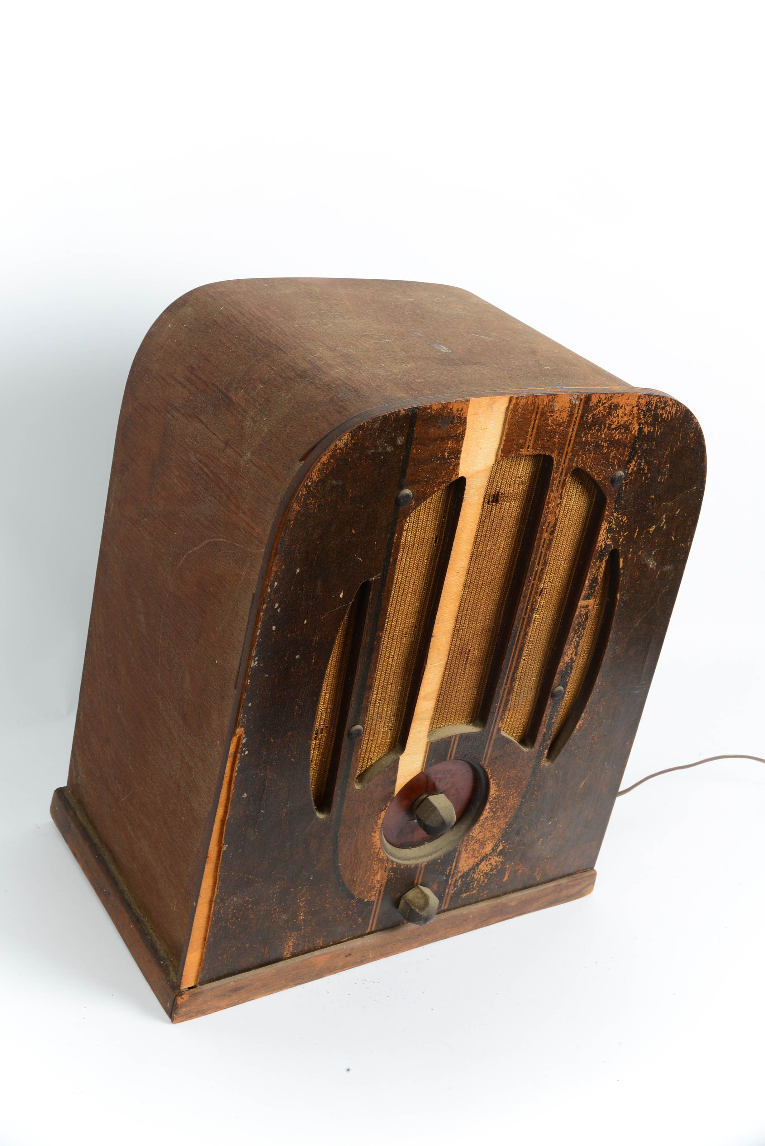 1937 Philco 38-93 Tombstone Radio