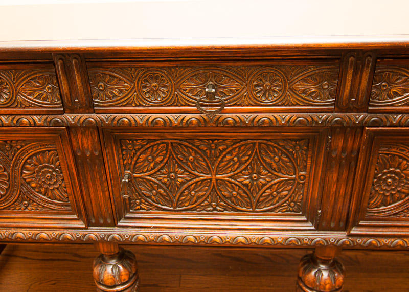 Early 20th Century Jacobean Revival Oak Sideboard Console