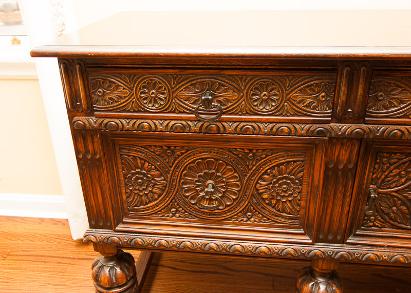 Early 20th Century Jacobean Revival Oak Sideboard Console