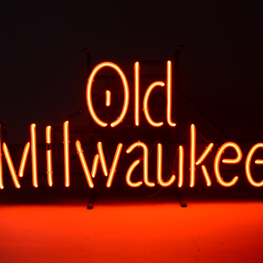 Old Milwaulkee Neon Sign