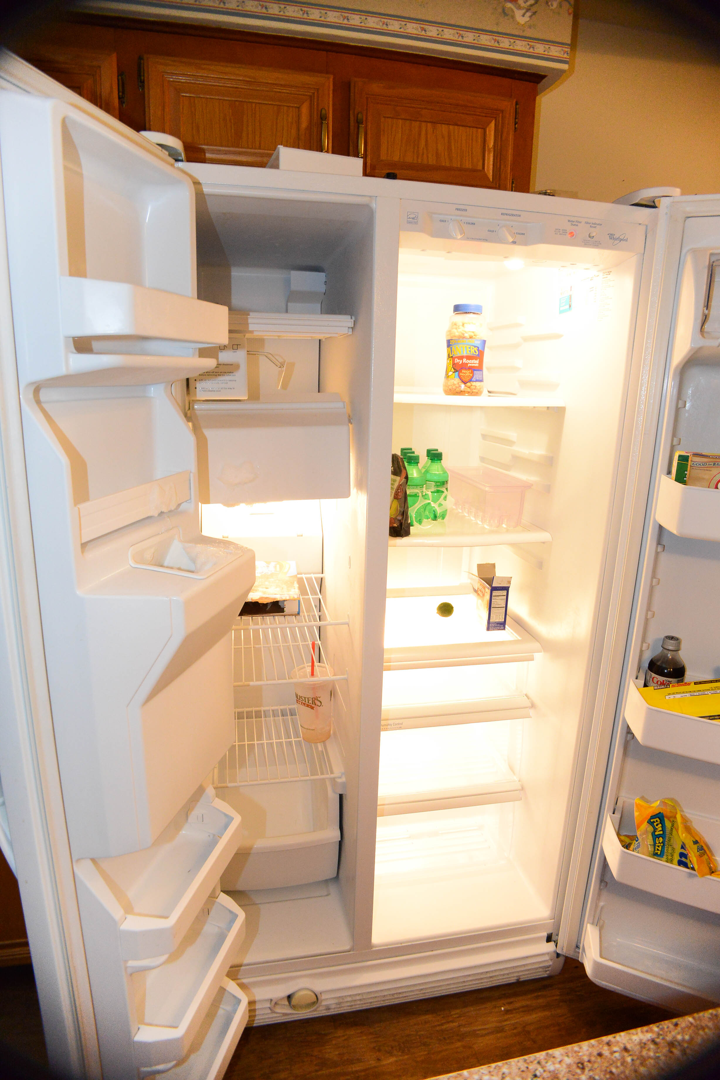 2009 Whirlpool Refrigerator