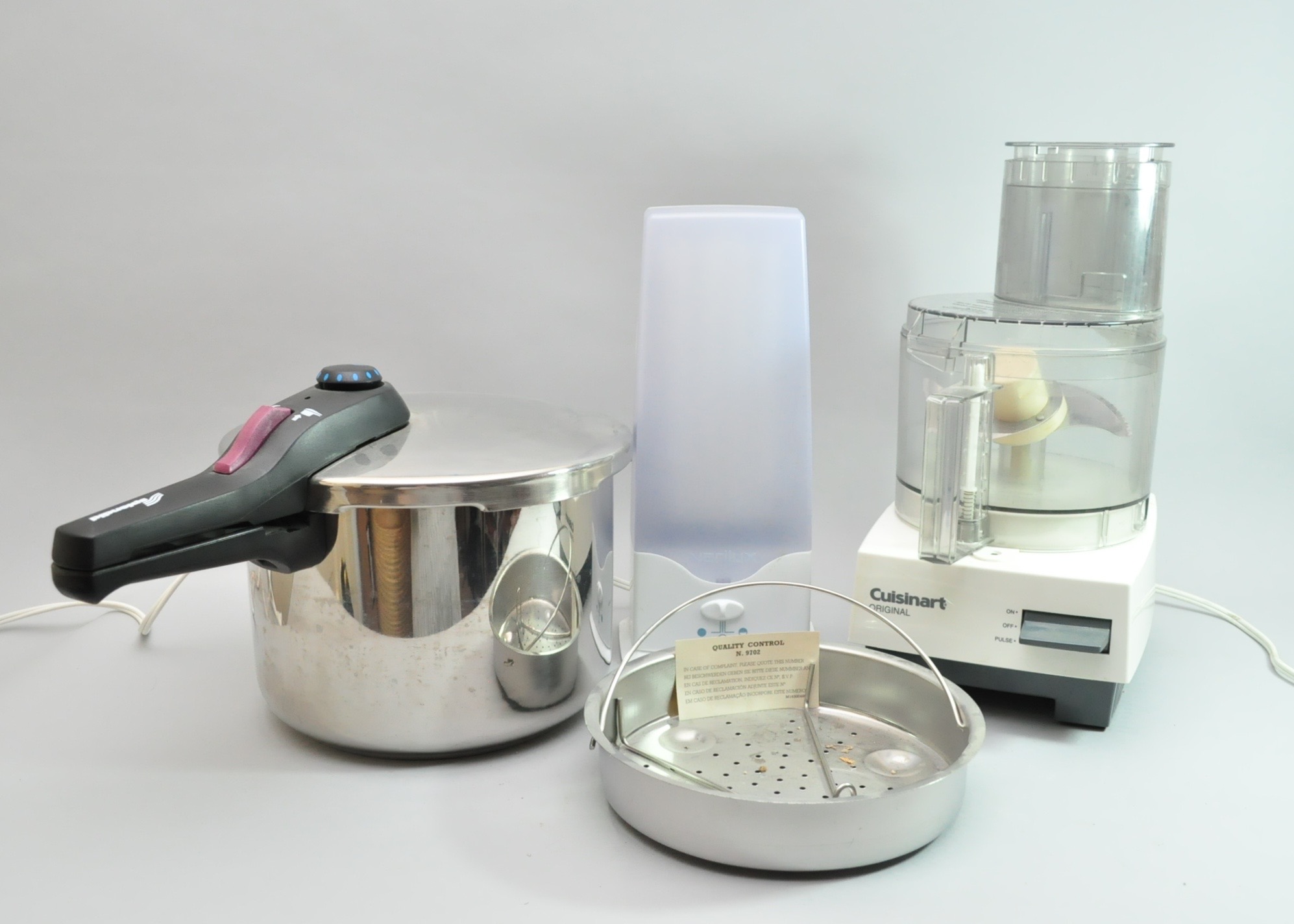 Splendid Pressure Cooker, Cuisanart and Verilux Light