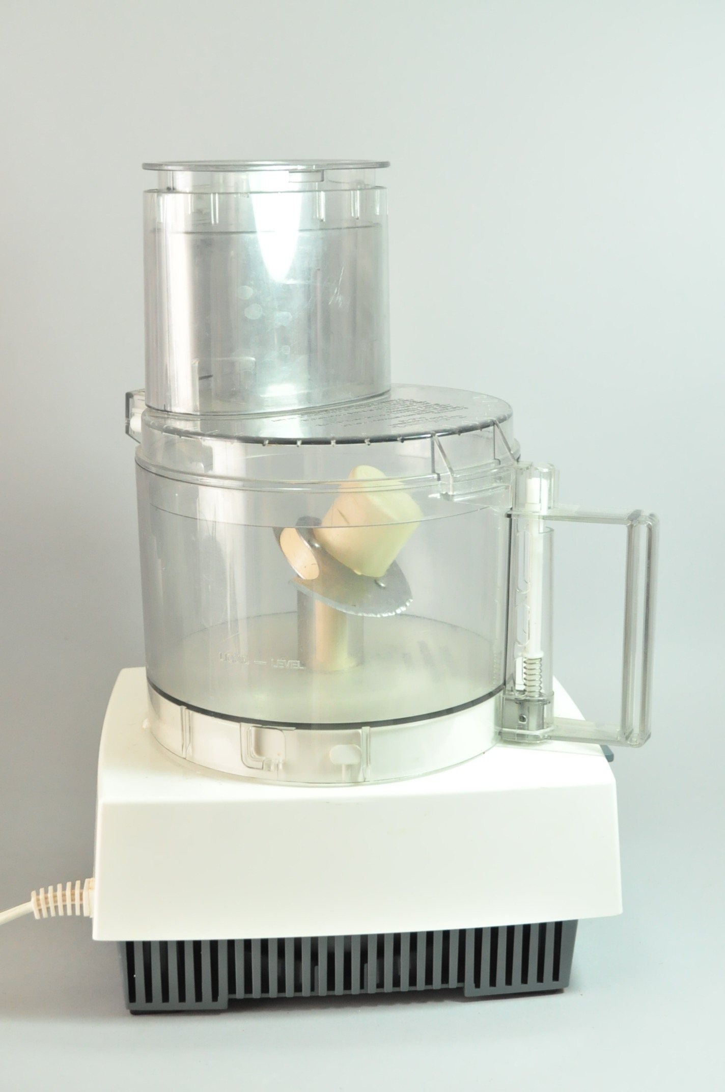 Splendid Pressure Cooker, Cuisanart and Verilux Light