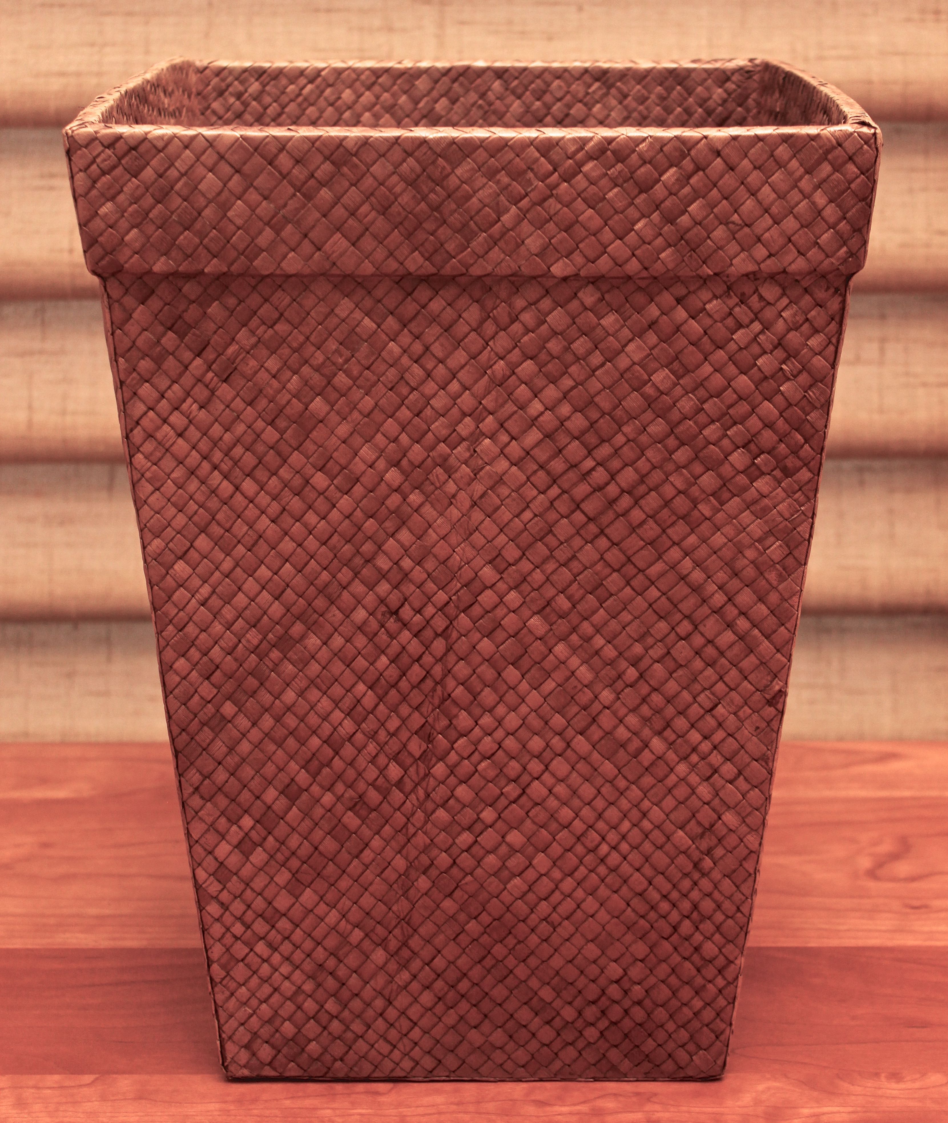 Assortment of Office Items