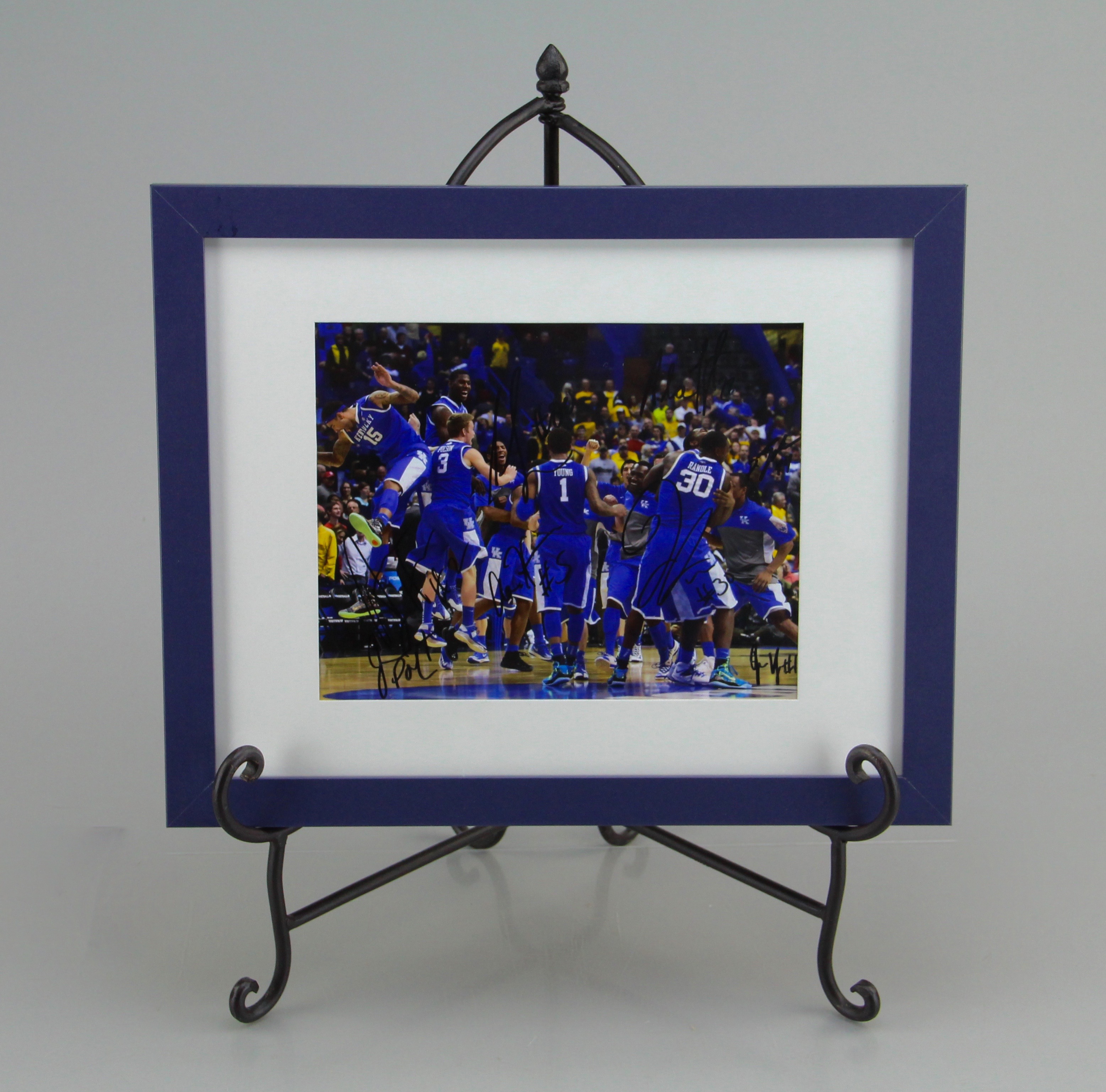 2013-2014 Autographed UK Basketball Team Photo Print