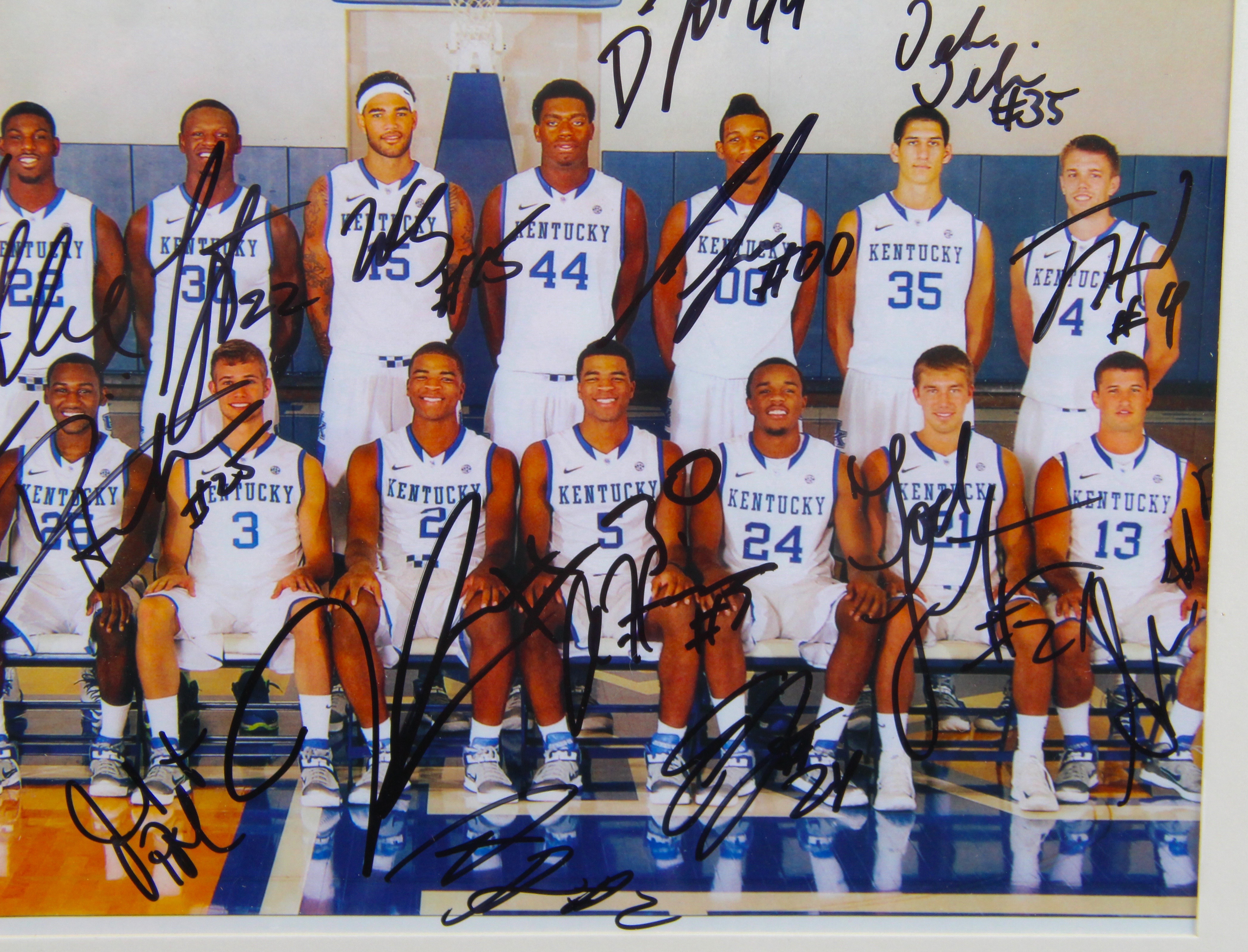 2013-14 UK Wildcats Autographed Basketball Team Photo Print