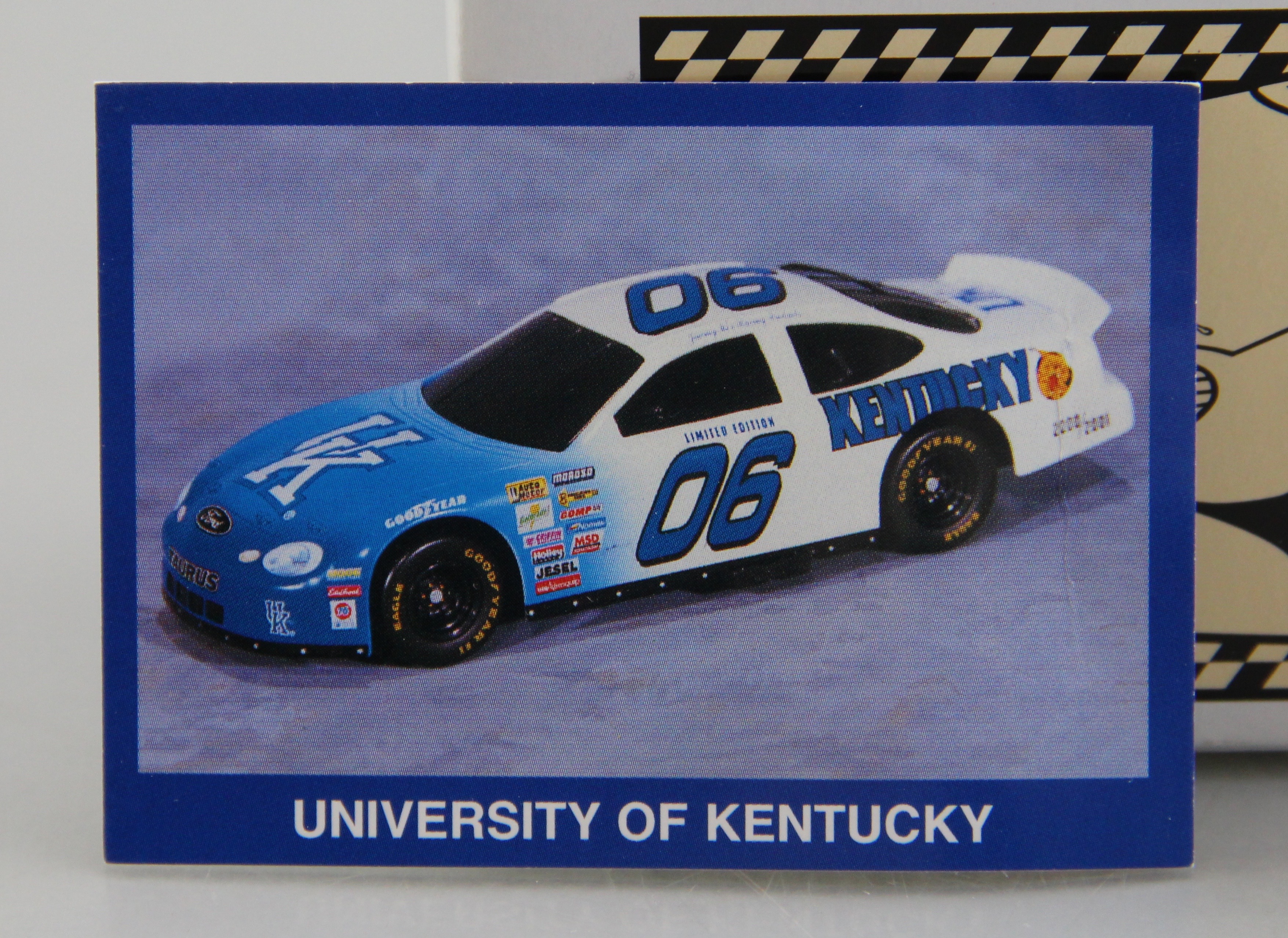 Ertl Collectibles 1999 Ford Taurus Die-Cast Metal Vehicle