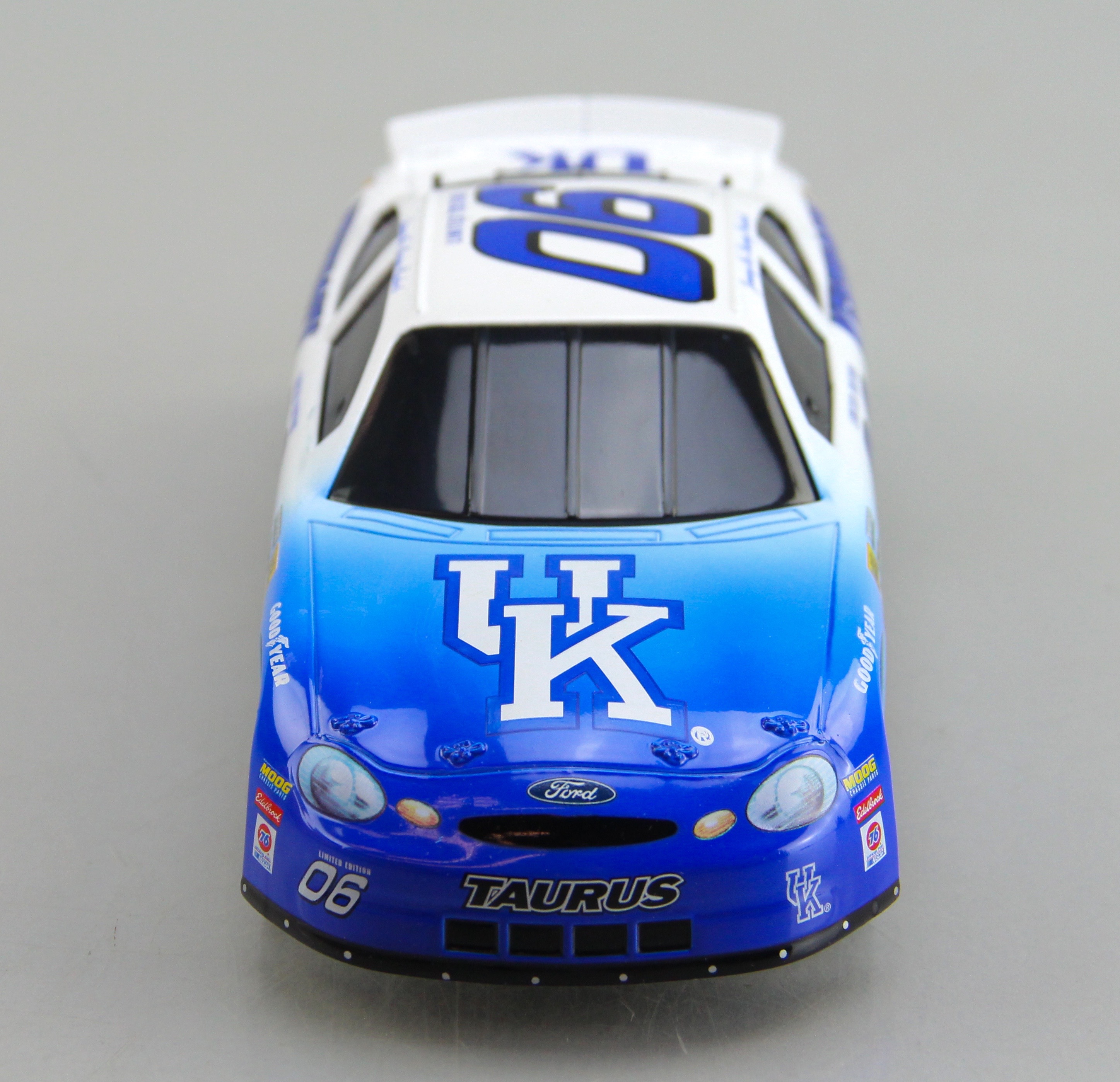 Ertl Collectibles 1999 Ford Taurus Die-Cast Metal Vehicle