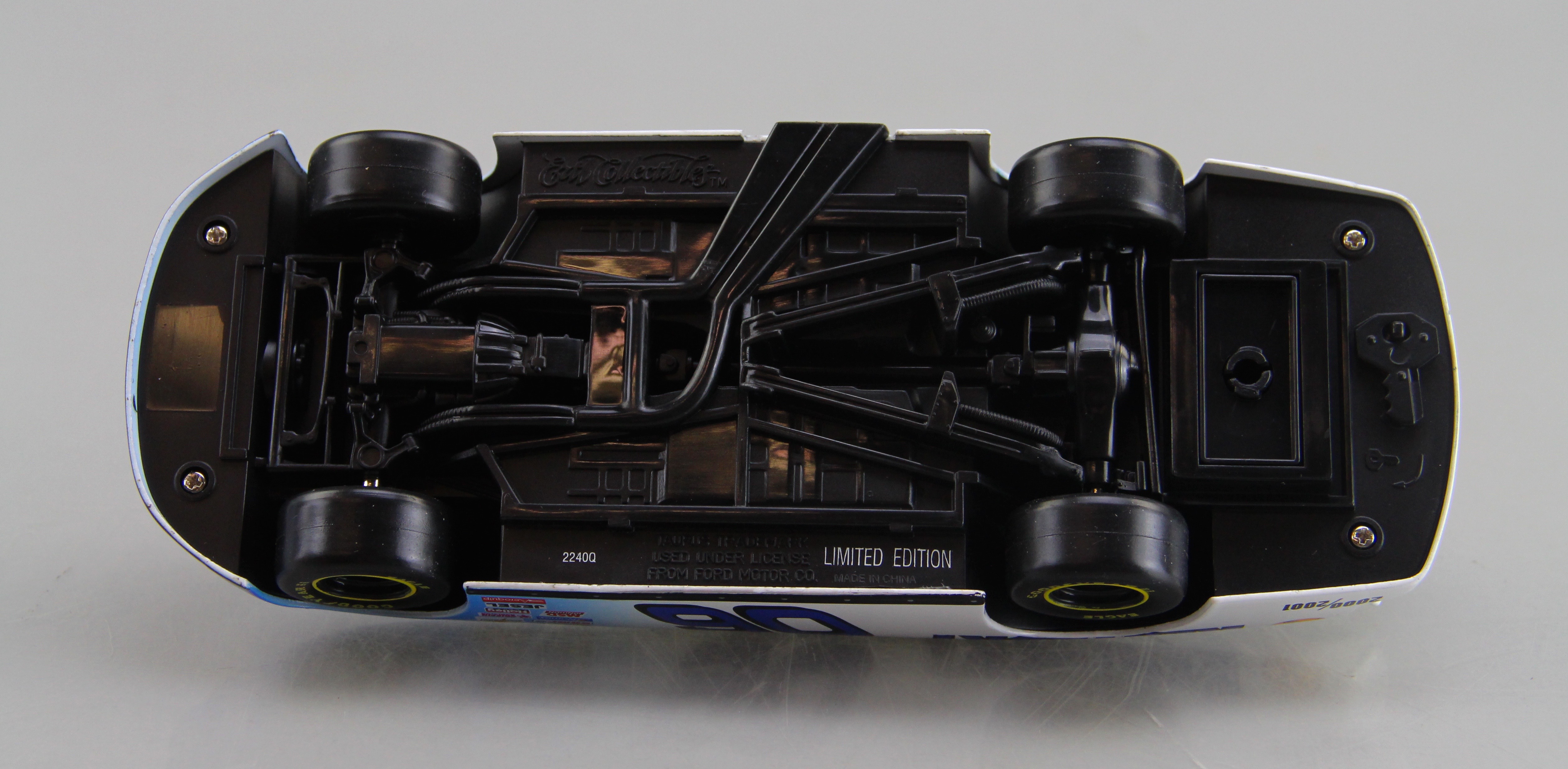 Ertl Collectibles 1999 Ford Taurus Die-Cast Metal Vehicle