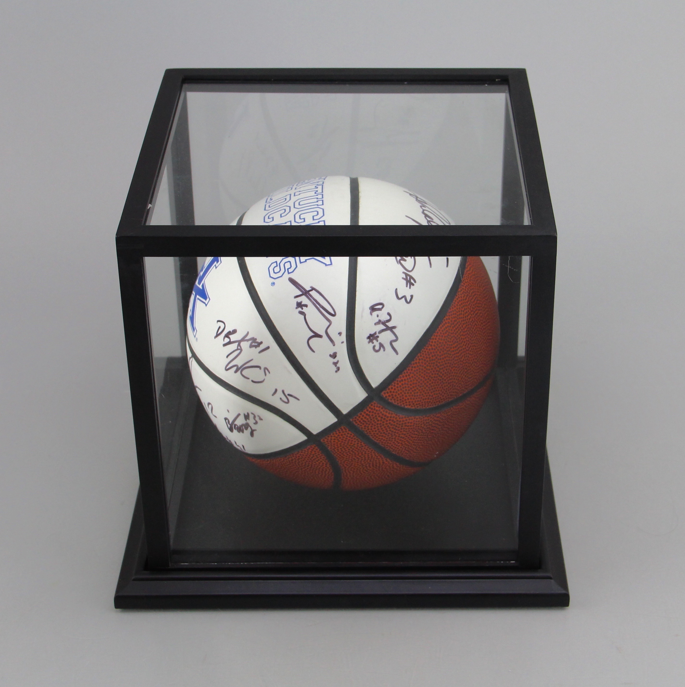 University of Kentucky 2014-2015 Team Autographed Basketball COA