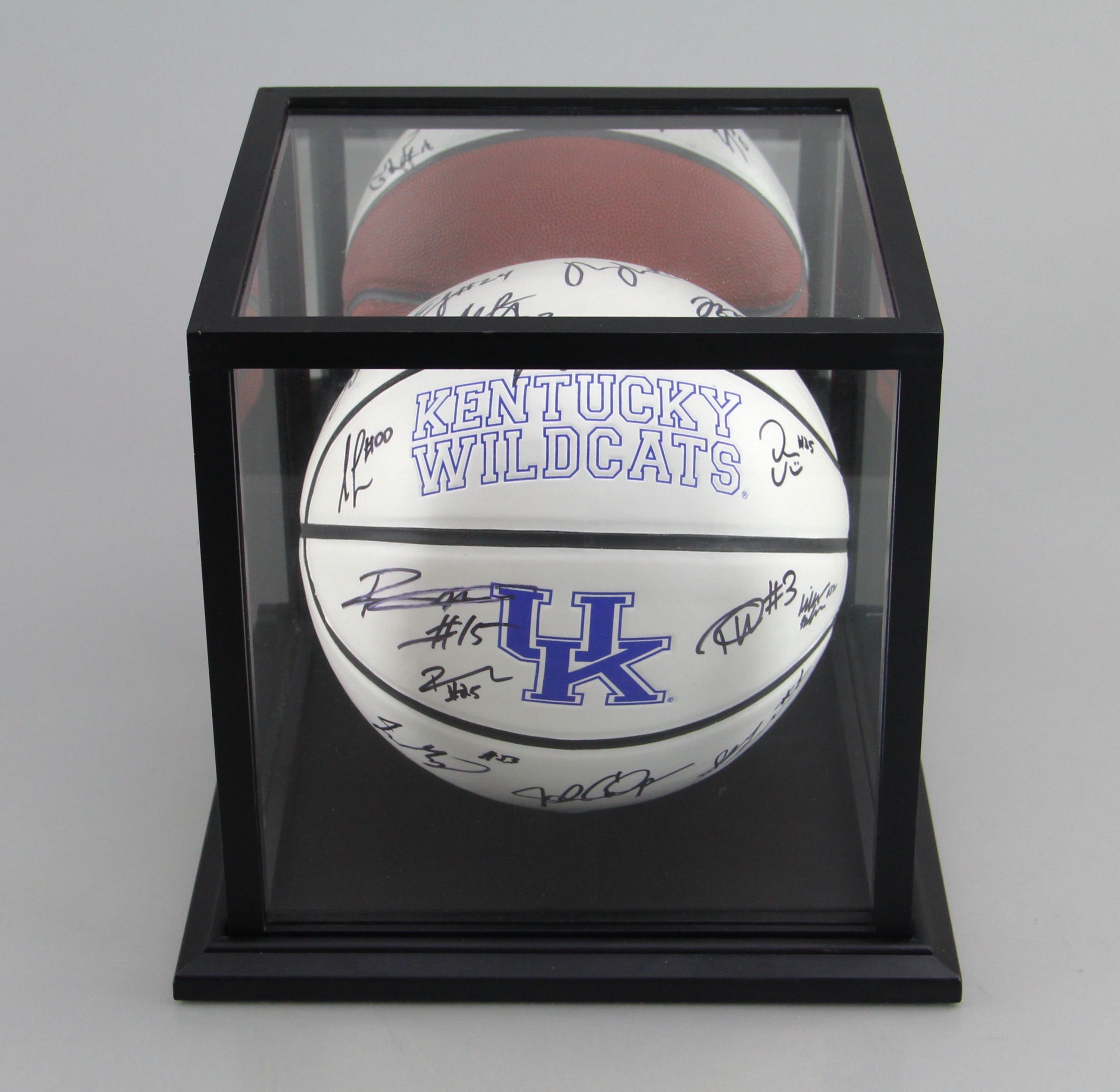 University of Kentucky 2015-2016 Team Autographed Basketball
