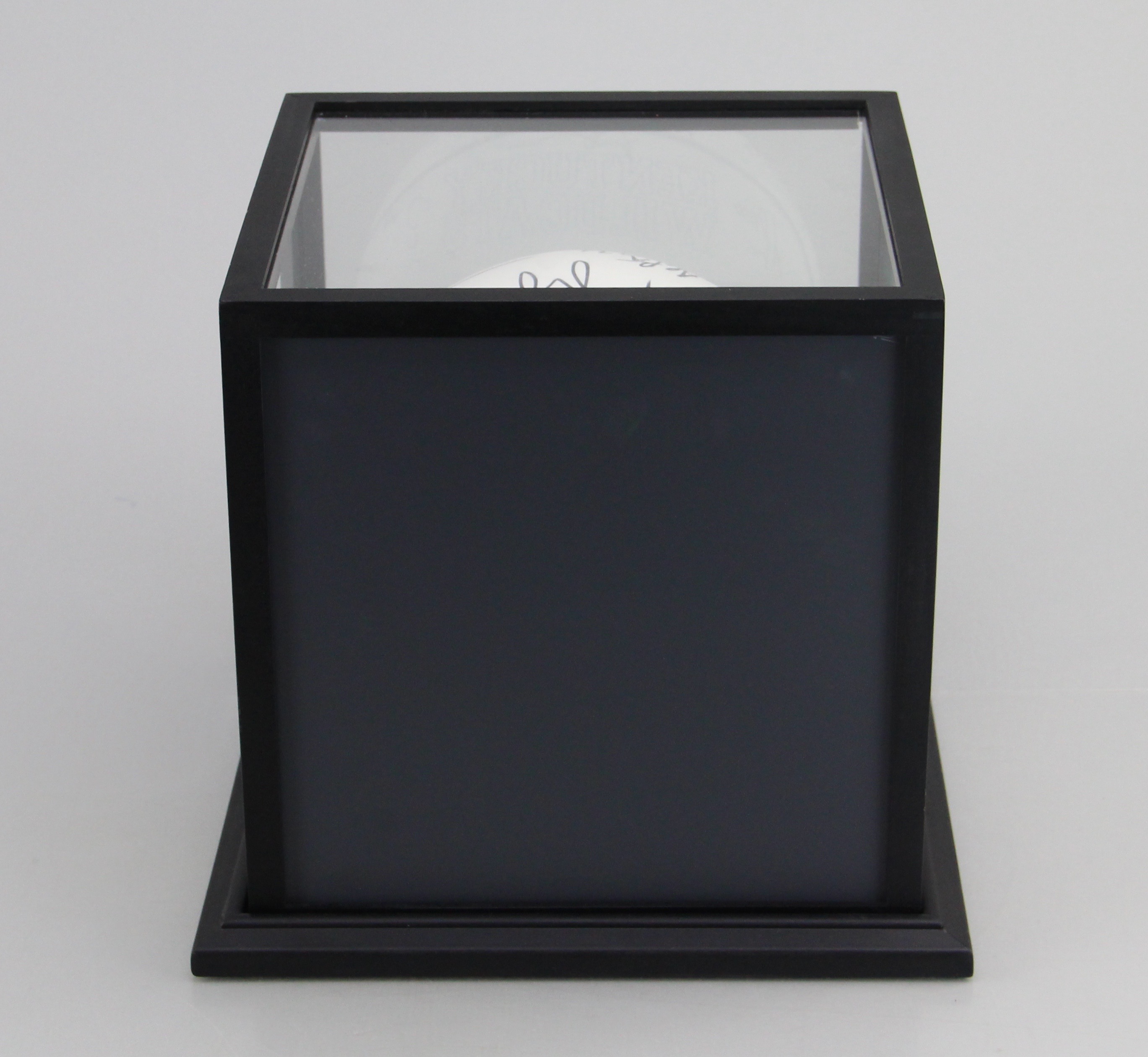 University of Kentucky 2015-2016 Team Autographed Basketball