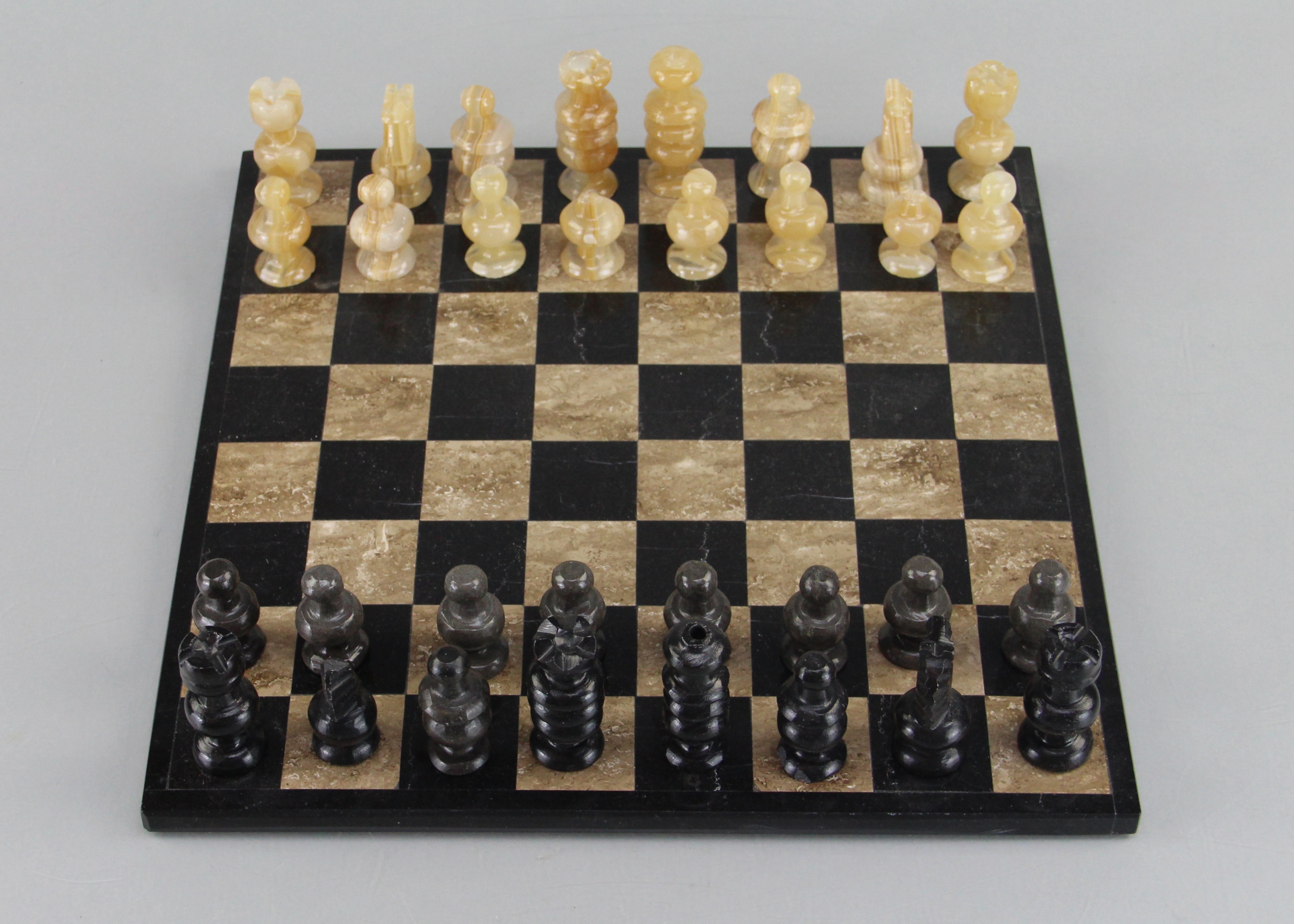 Banded Agate/Black Granite Chess Set