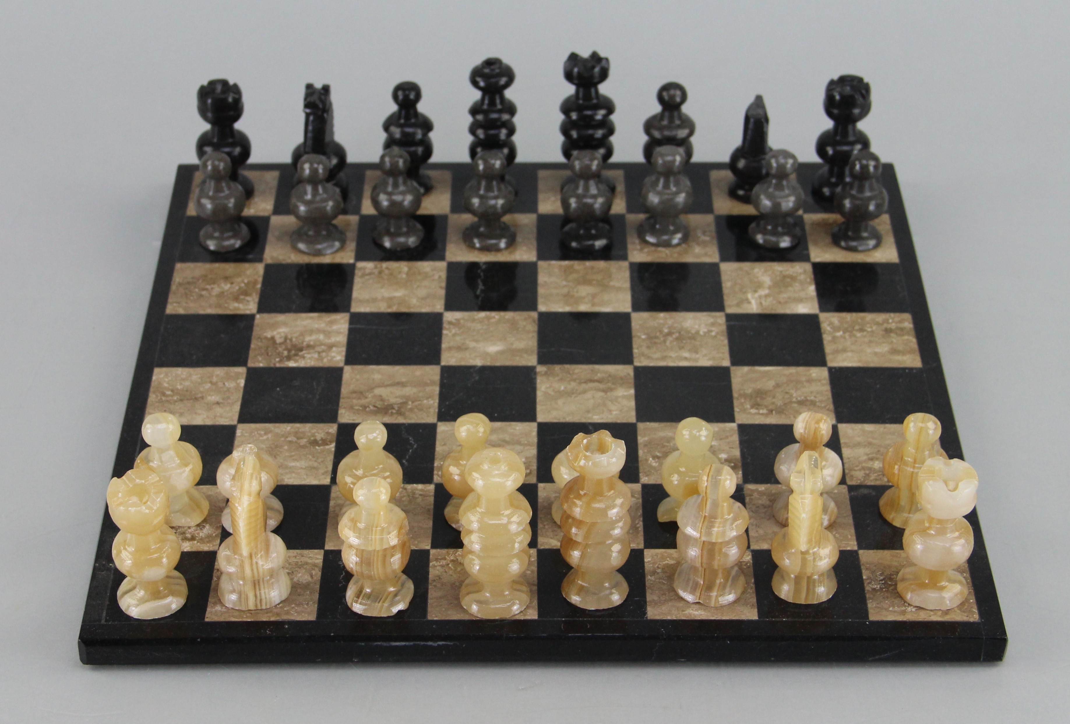 Banded Agate/Black Granite Chess Set