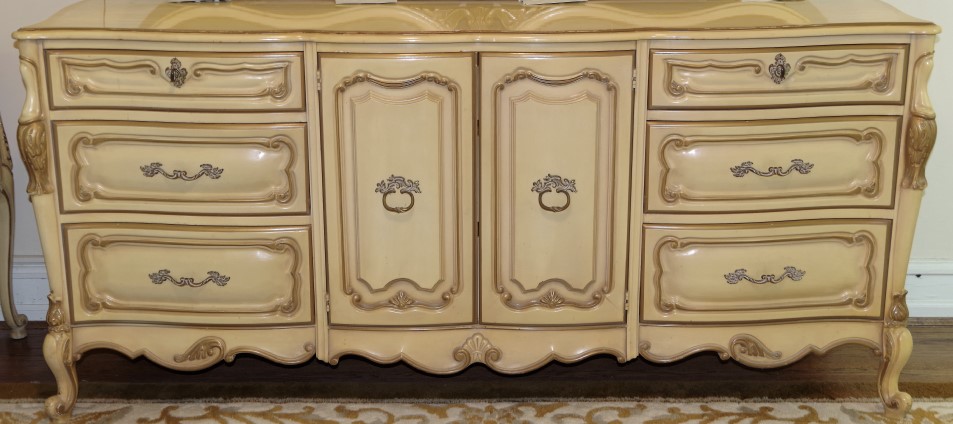 Union Furniture French Provincial Long Dresser with Mirror