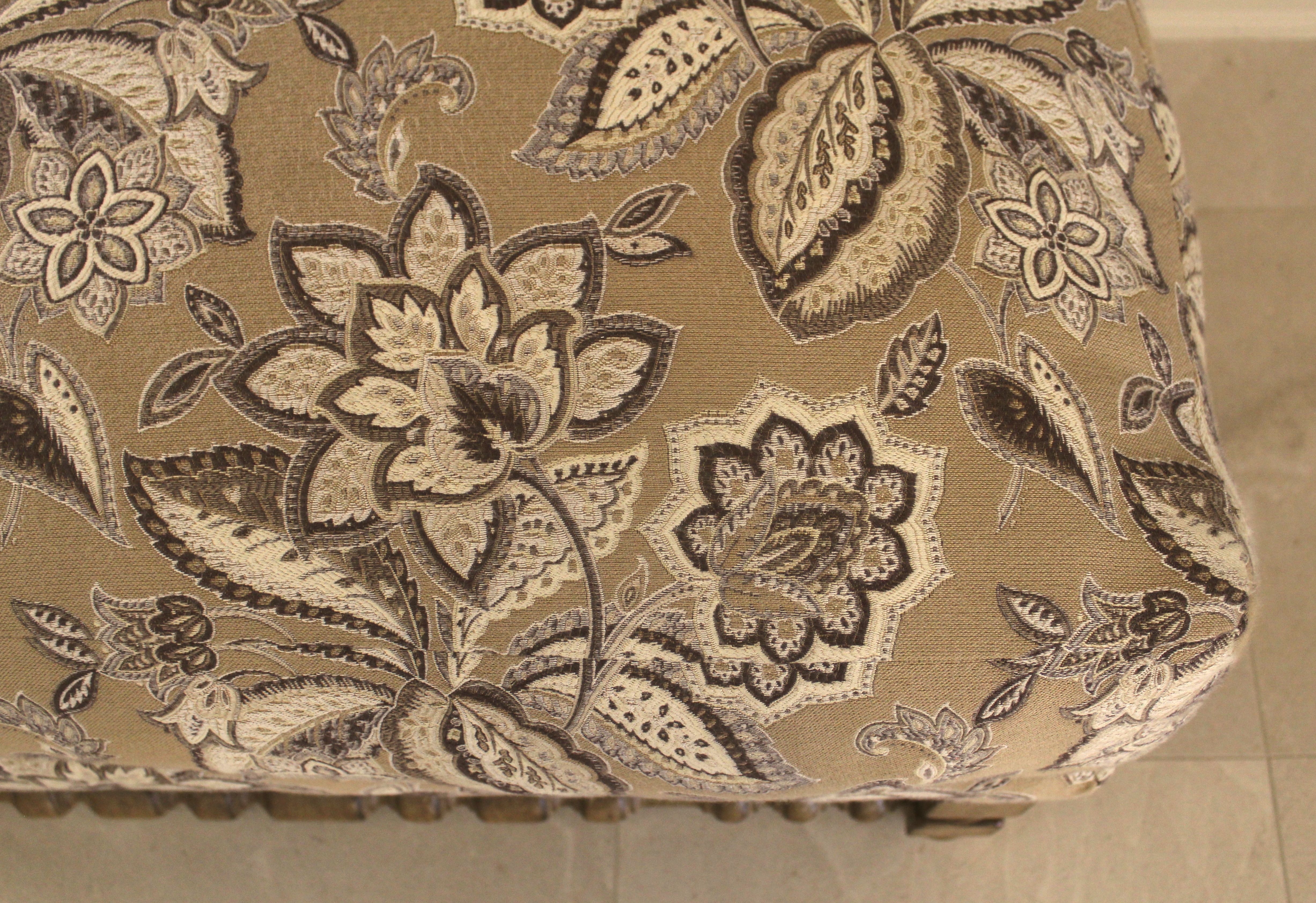 Oversized Upholstered Ottoman with Turned Legs