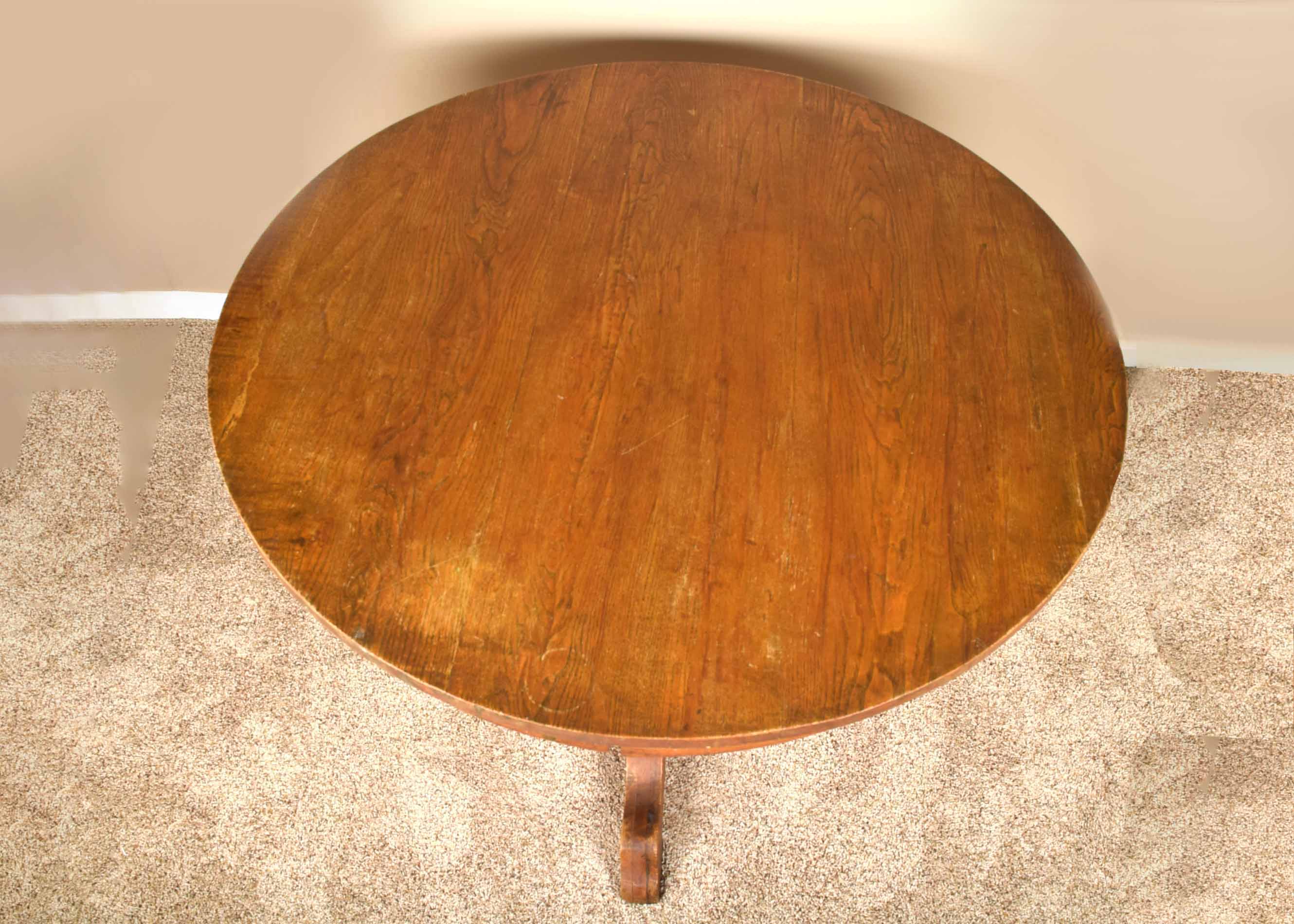 Antique Round Oak Pedestal Table