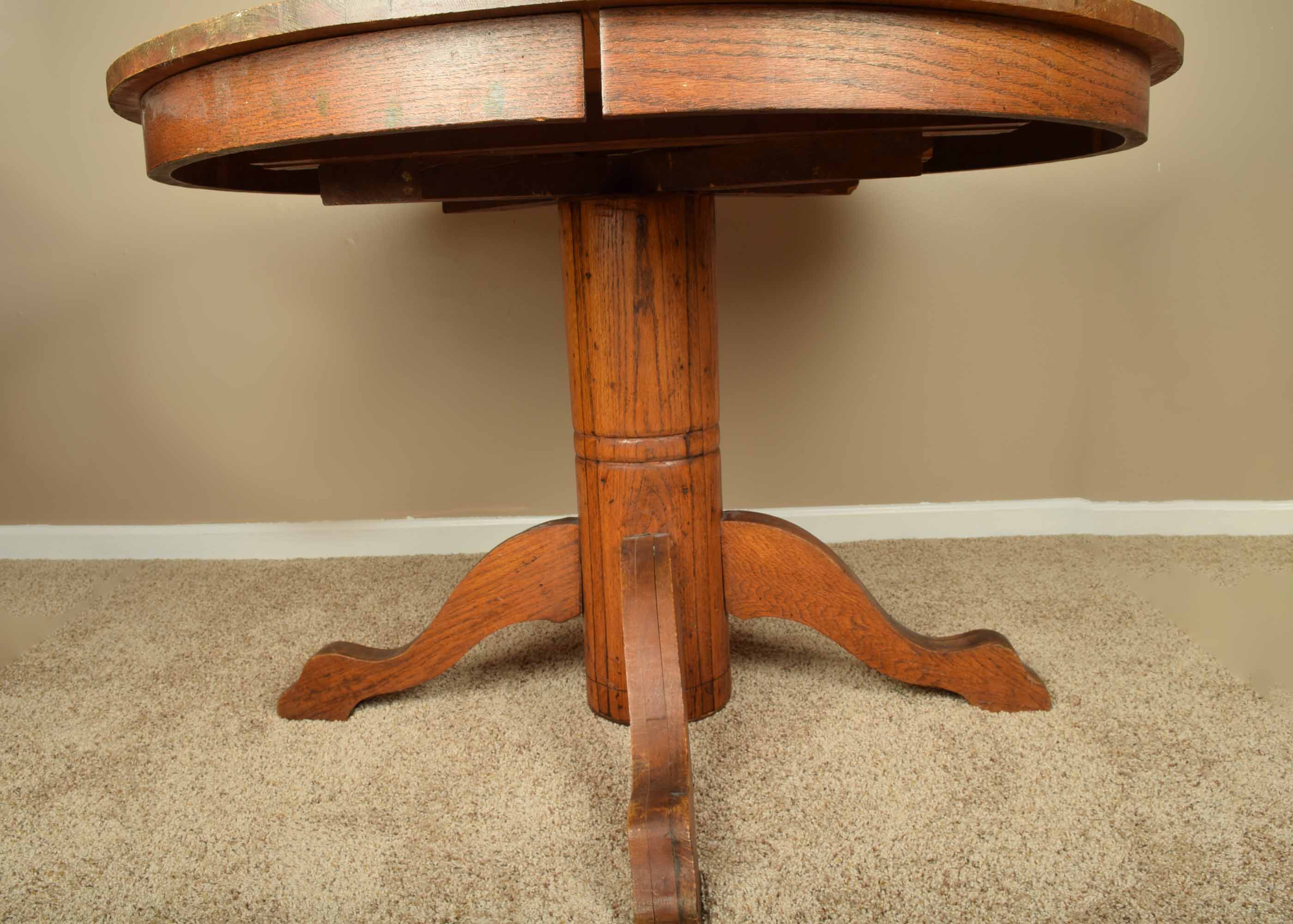 Antique Round Oak Pedestal Table
