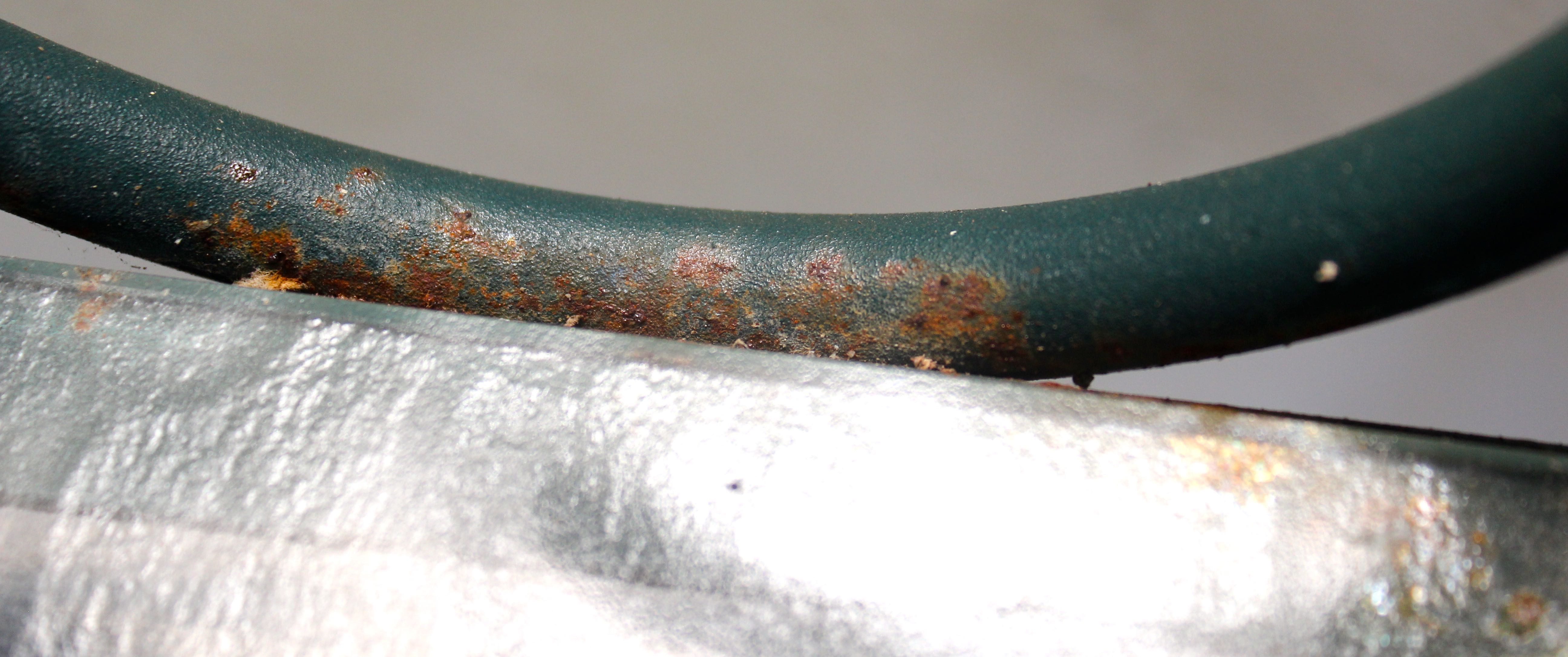 Metal Baker's Rack With Glass Shelves