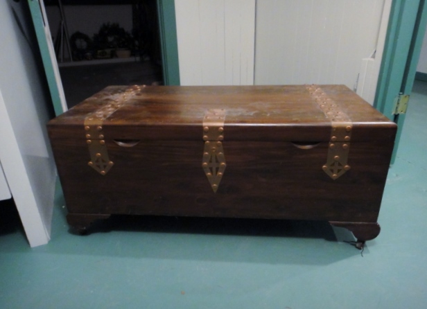 Tennessee Red Cedar Chest by Stewart