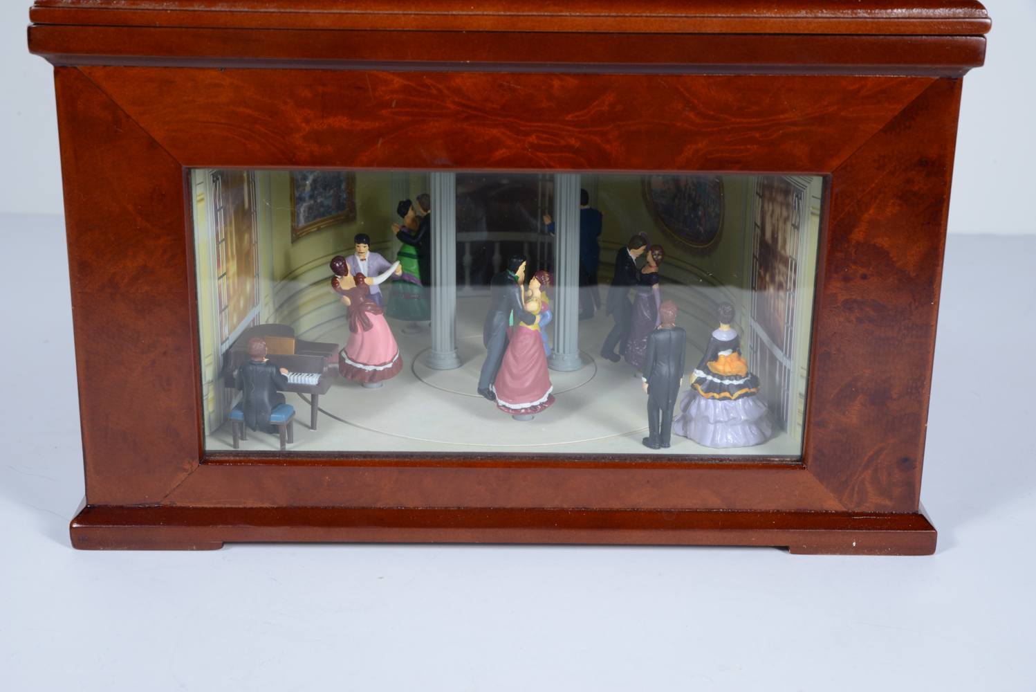 Mr. Christmas Showcase Music Box