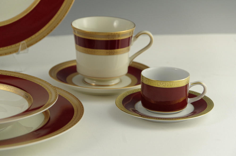 Mikasa Grand Ivory Bone China Set 'French Embassy' Pattern